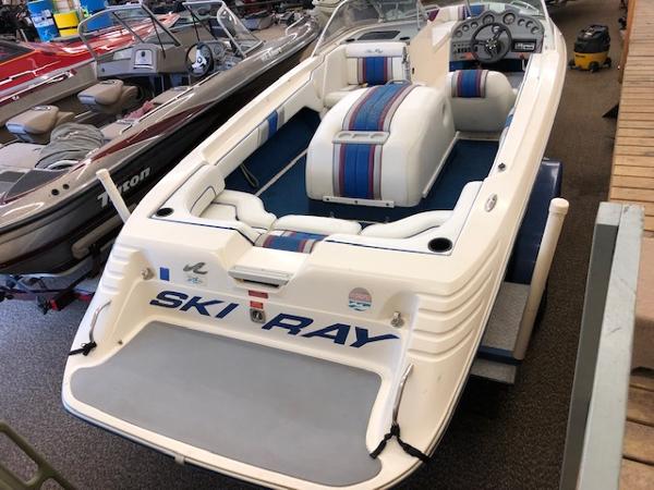 1993 Sea Ray boat for sale, model of the boat is 190 SKIRAY & Image # 13 of 14