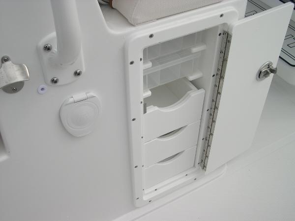 Gamefish 27 Forward Seat Photo 27