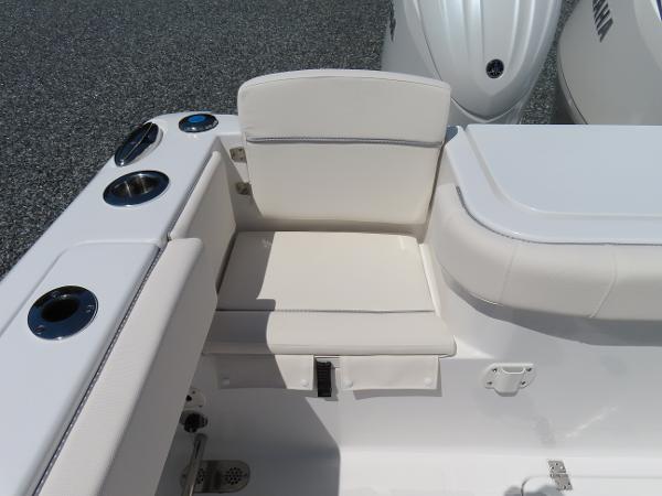Gamefish 27 Forward Seat Photo 45