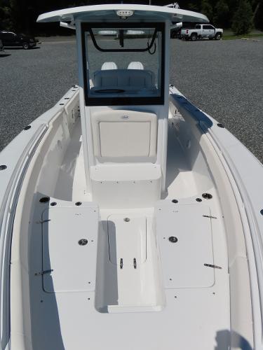 Gamefish 27 Forward Seat Photo 18