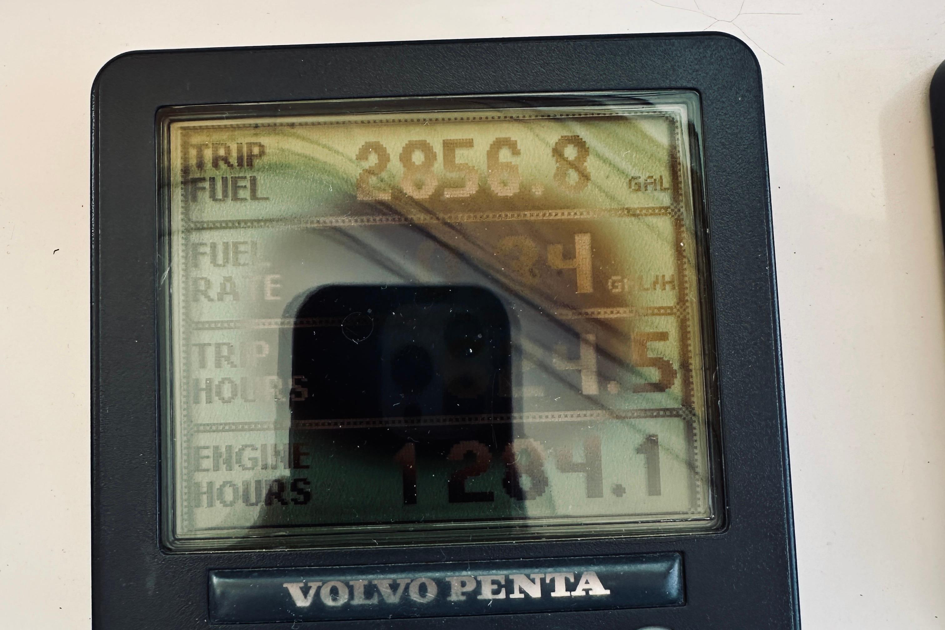 Volvo Penta display showing trip fuel, fuel rate, trip hours, and engine hours for 2007 Sabreline 34 Express.