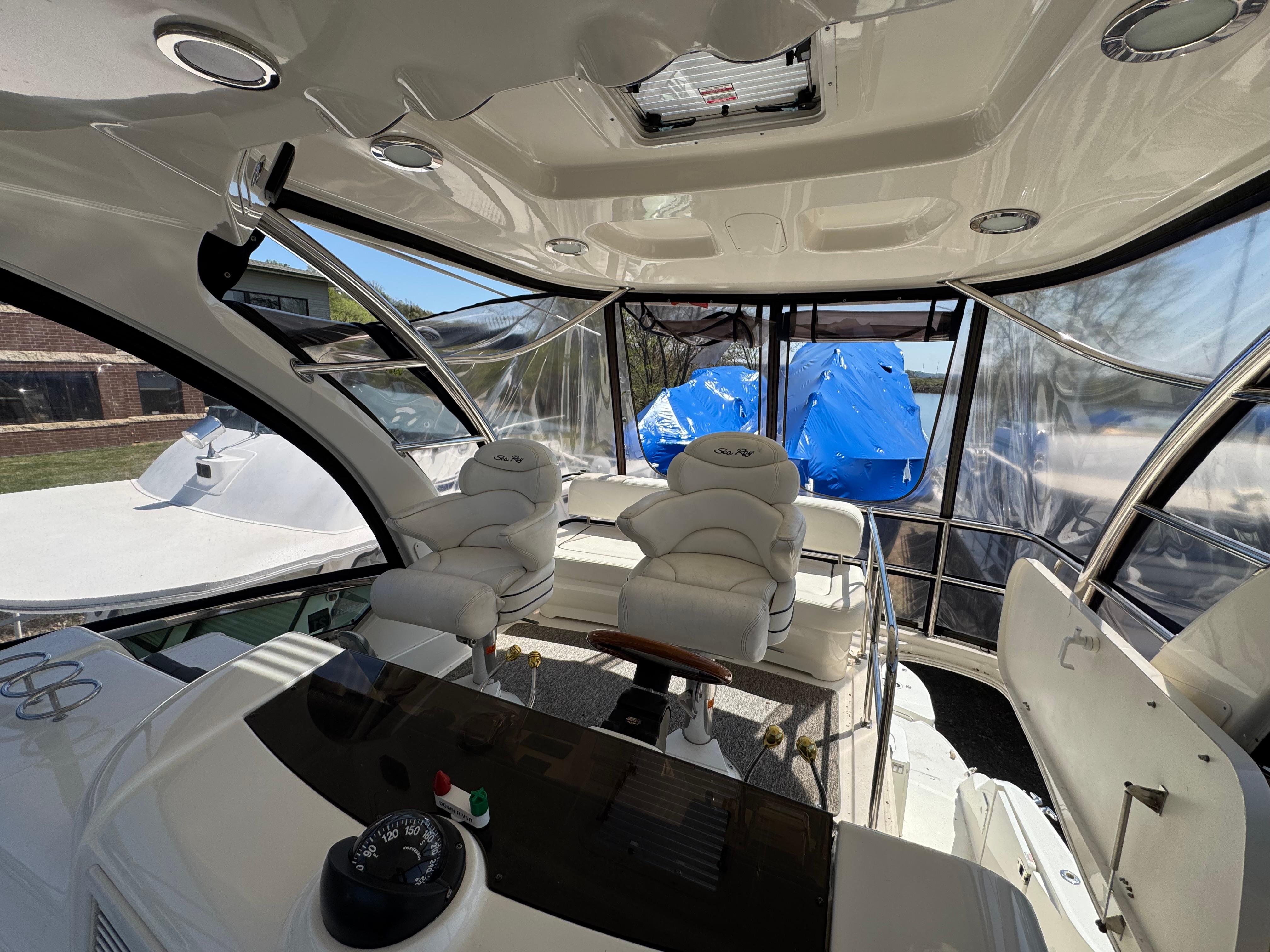 2005-sea-ray-500-sedan-bridge-fresh-water-power-9567672-20250505111007167-1_XLARGE