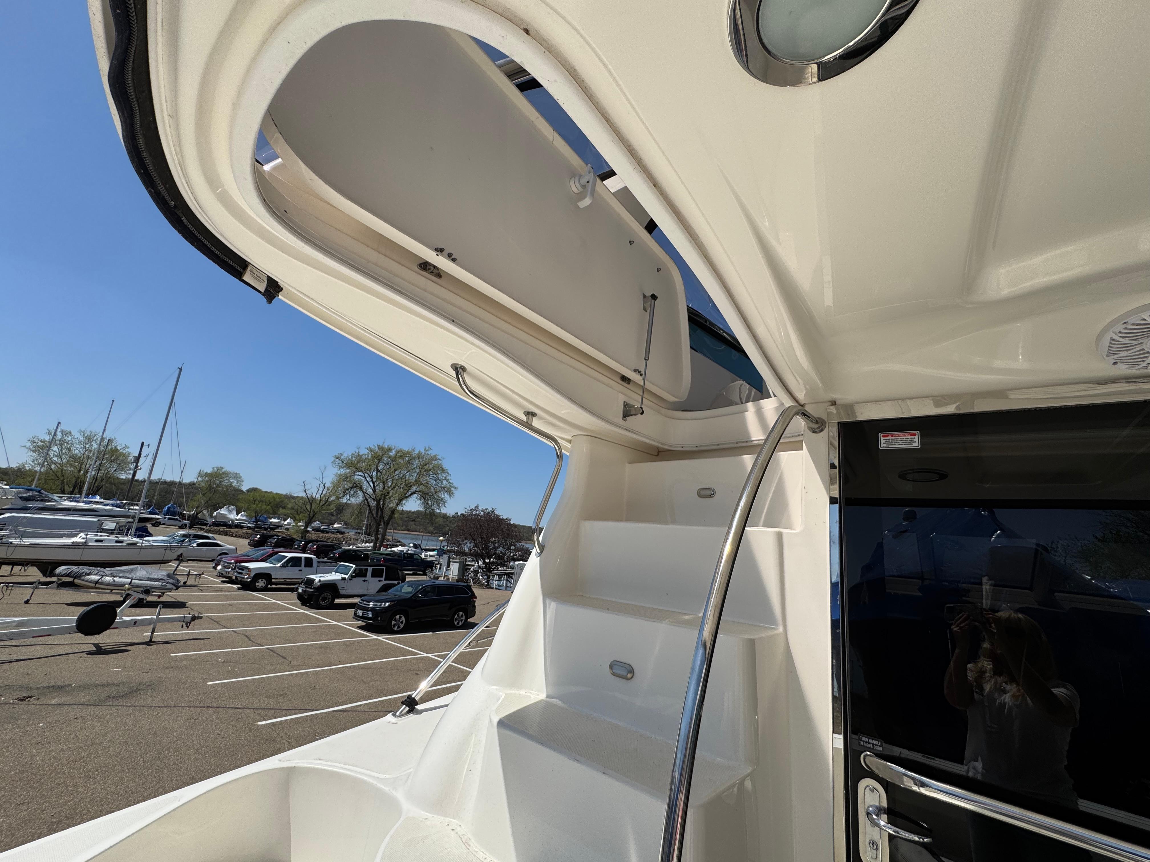 2005-sea-ray-500-sedan-bridge-fresh-water-power-9567672-20250505111017782-1_XLARGE