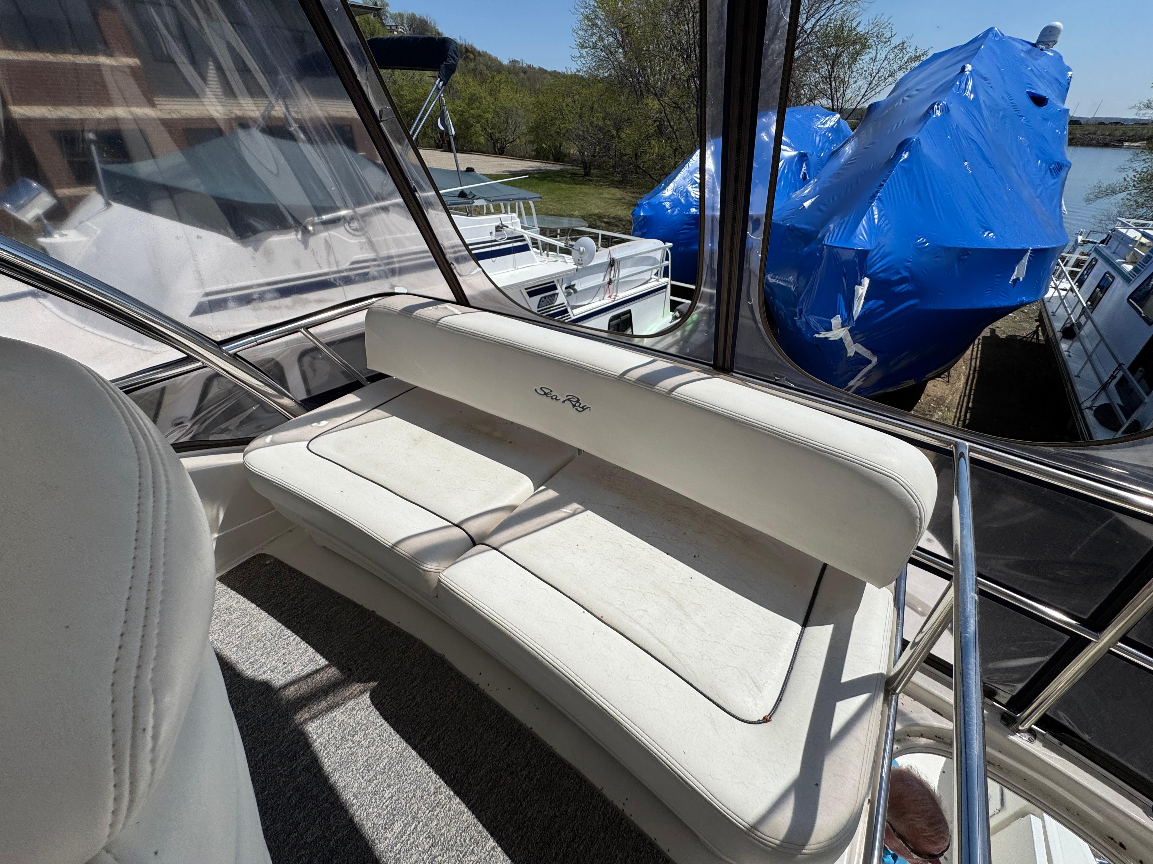 2005-sea-ray-500-sedan-bridge-fresh-water-power-9567672-20250505111034625-1_XLARGE