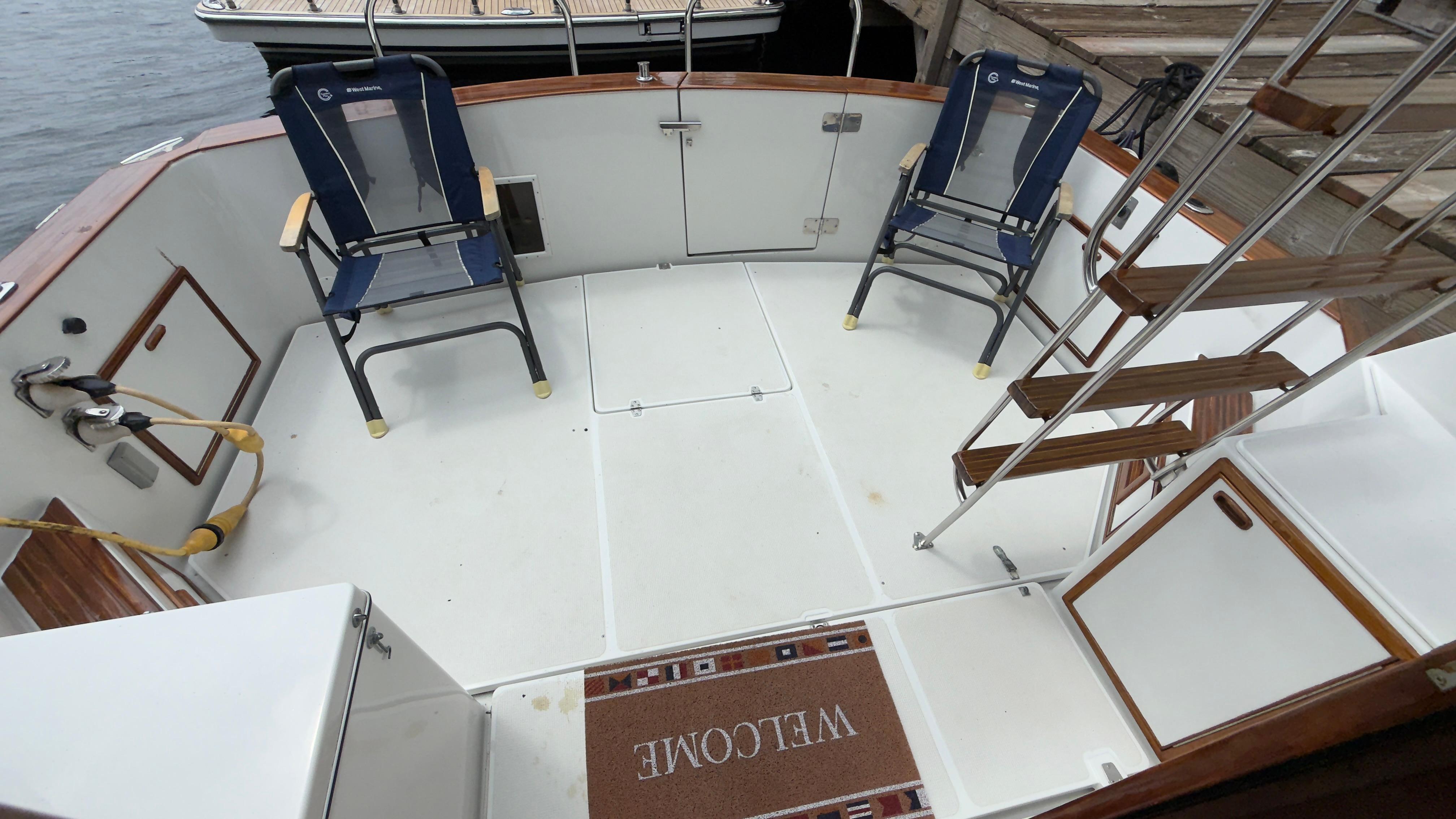 1989 Riviera 38 Open Flybridge #TBTW3889 inventory image at Sun Country Yachts, South Lake Union (Seattle) 1989 Riviera 38 Open Flybridge #TBTW3889 inventory image at Sun Country Yachts, South Lake Union (Seattle)
