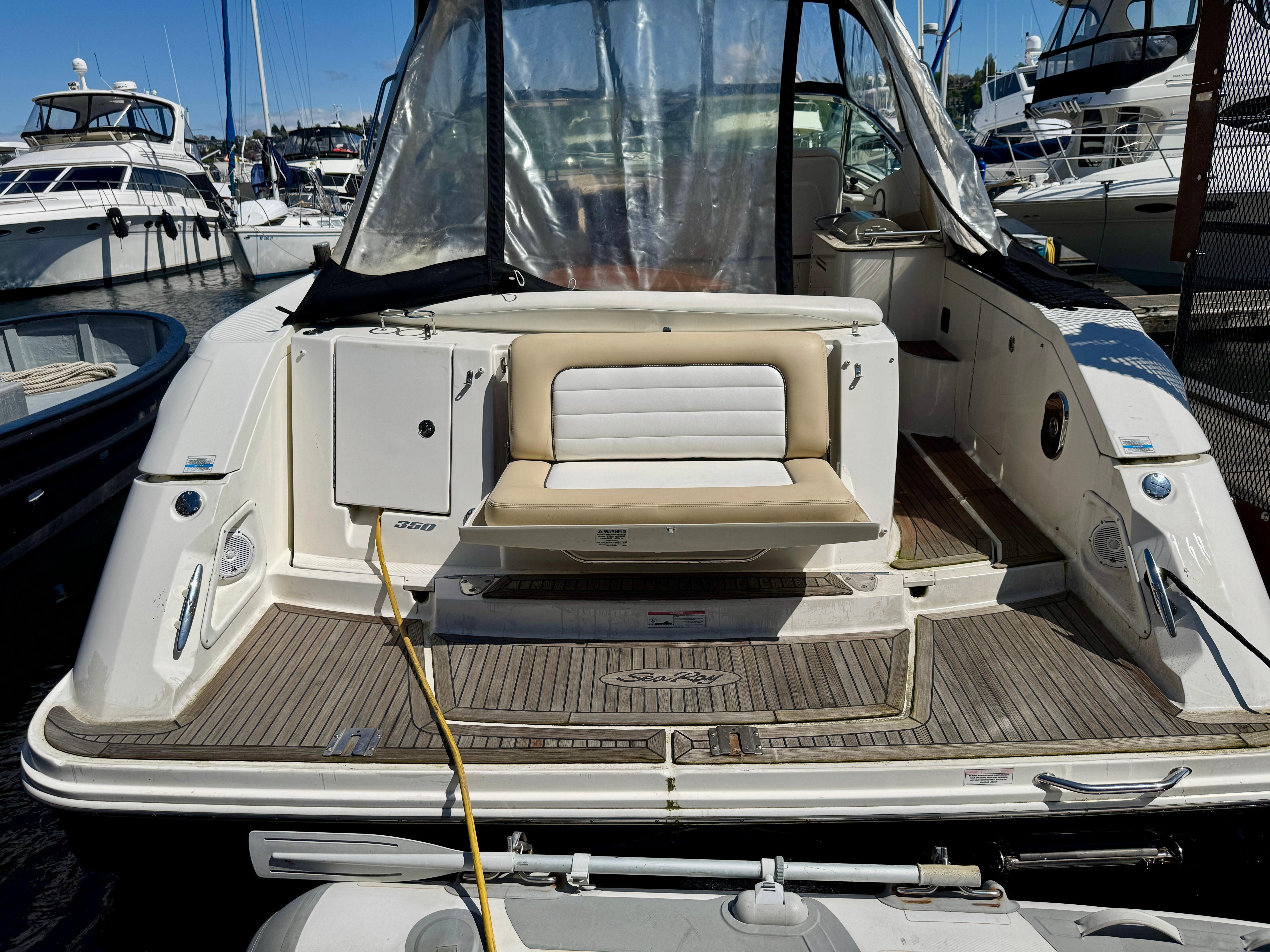 2009-sea-ray-sundancer-350-power-9767674-20250422160357362-1_XLARGE