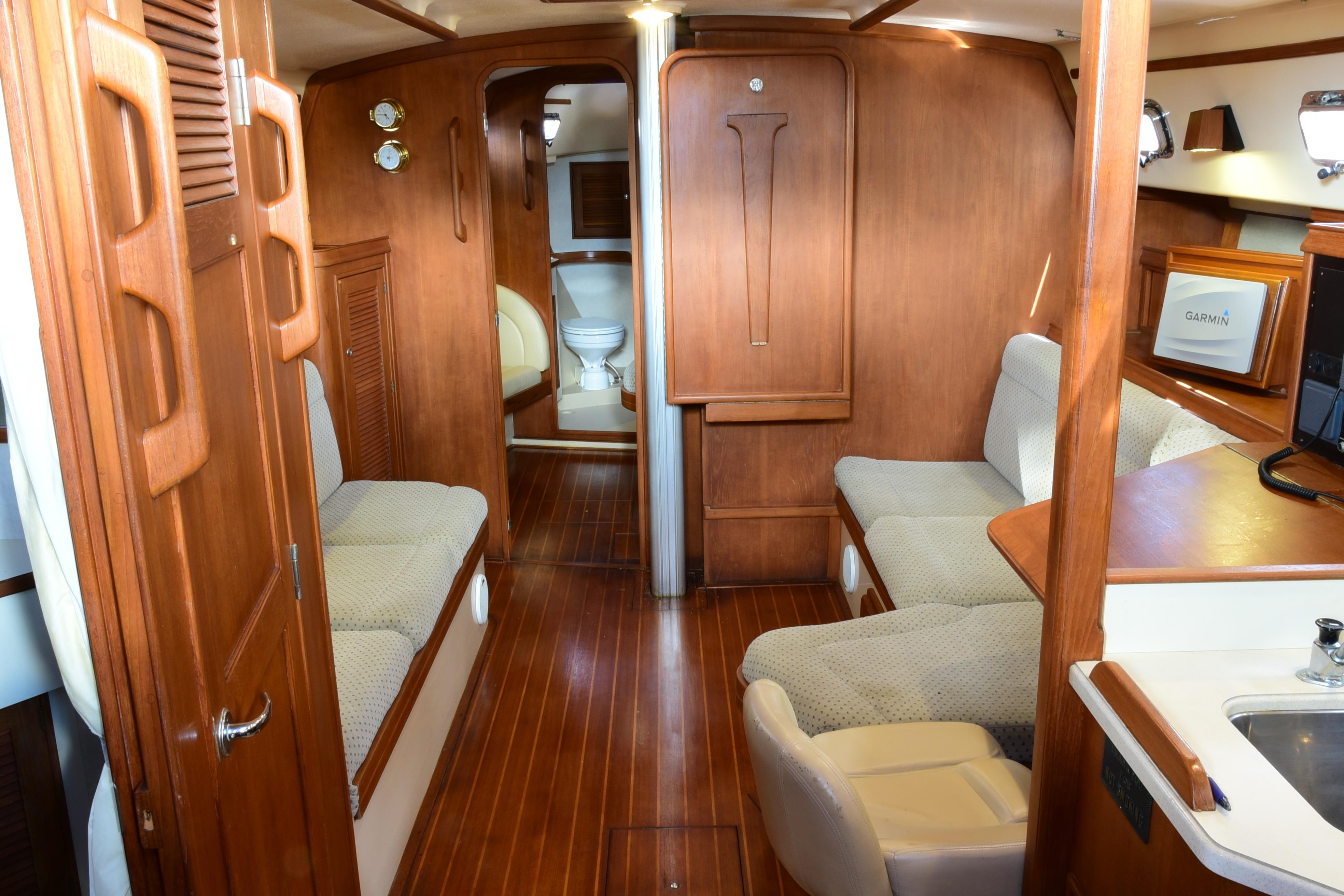 MAIN SAL00N FROM COMPANIONWAY