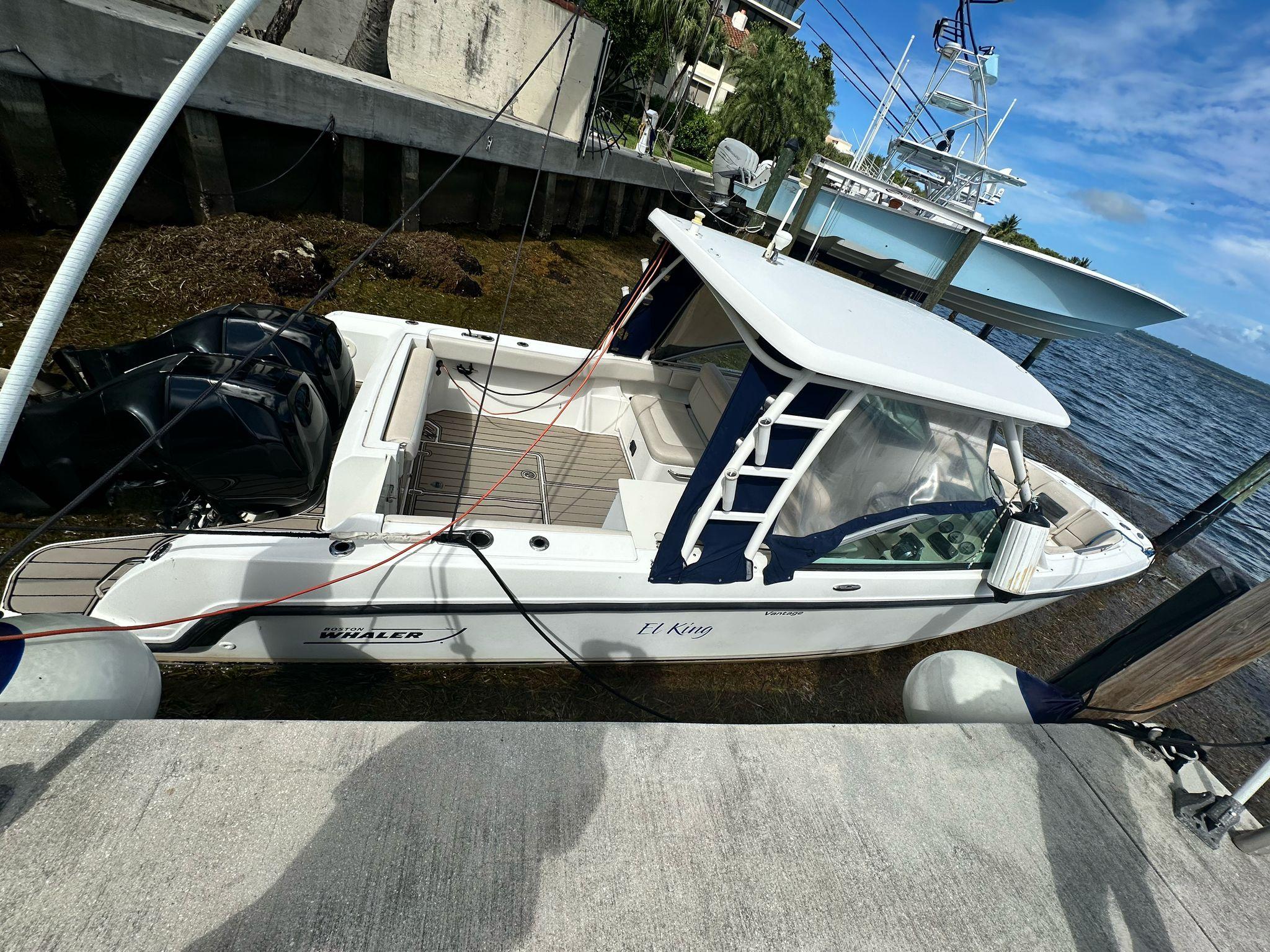 2015-boston-whaler-270-vantage-power-9857676-20250630205053217-1