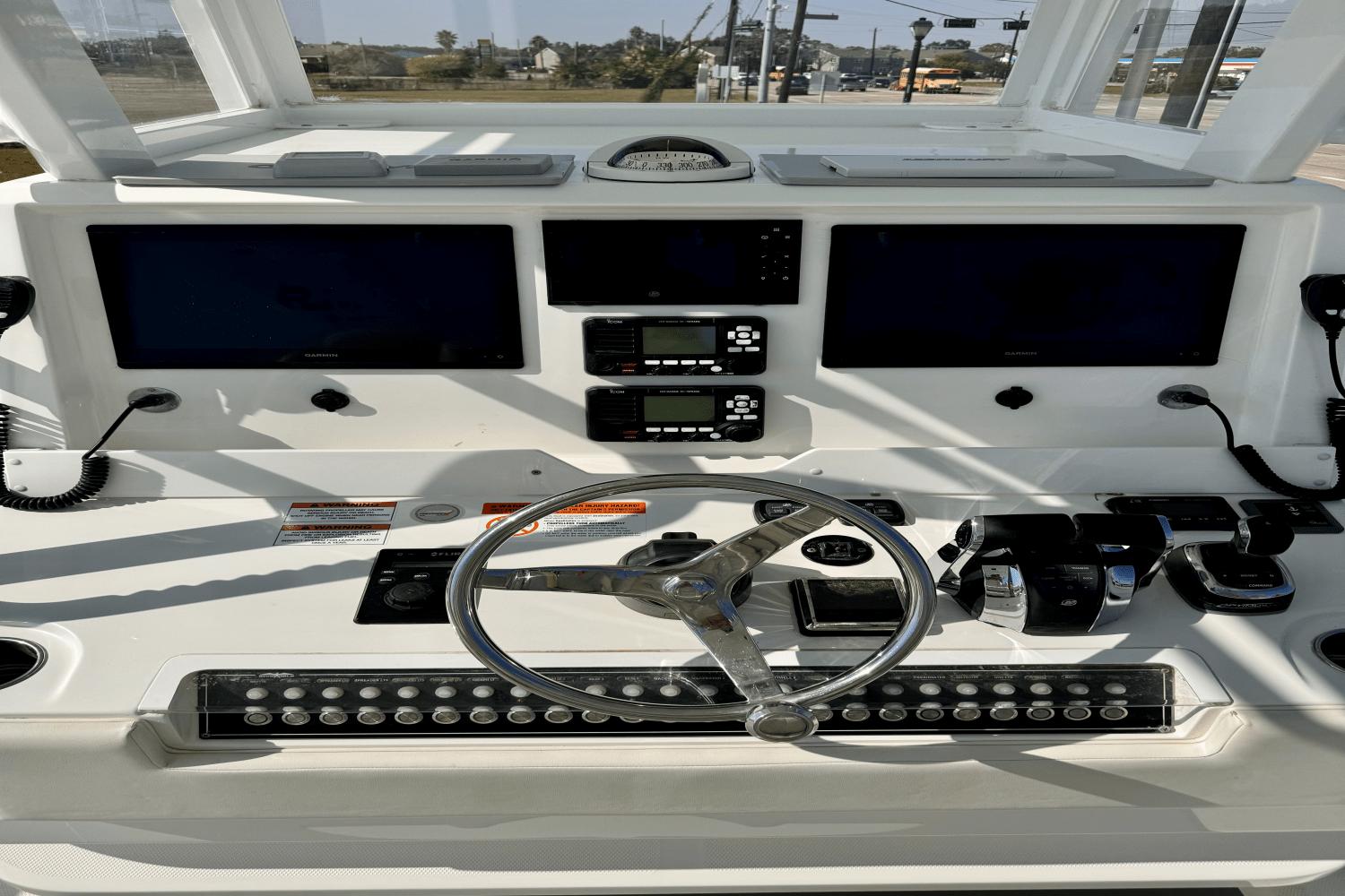 2021 Invincible 35 Cat Yacht For Sale