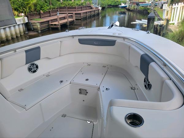 29' Robalo, Listing Number 100916729, - Photo No. 15
