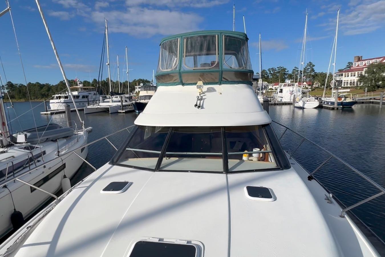 NC 10349 RC Knot 10 Yacht Sales NC 10349 RC Knot 10 Yacht Sales