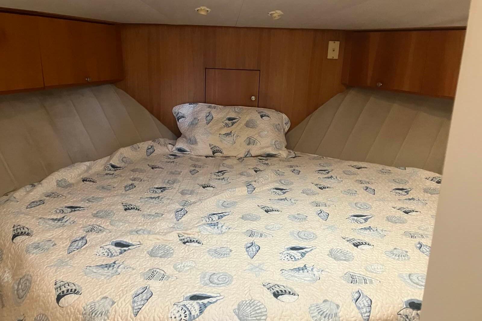 NC 10349 RC Knot 10 Yacht Sales NC 10349 RC Knot 10 Yacht Sales