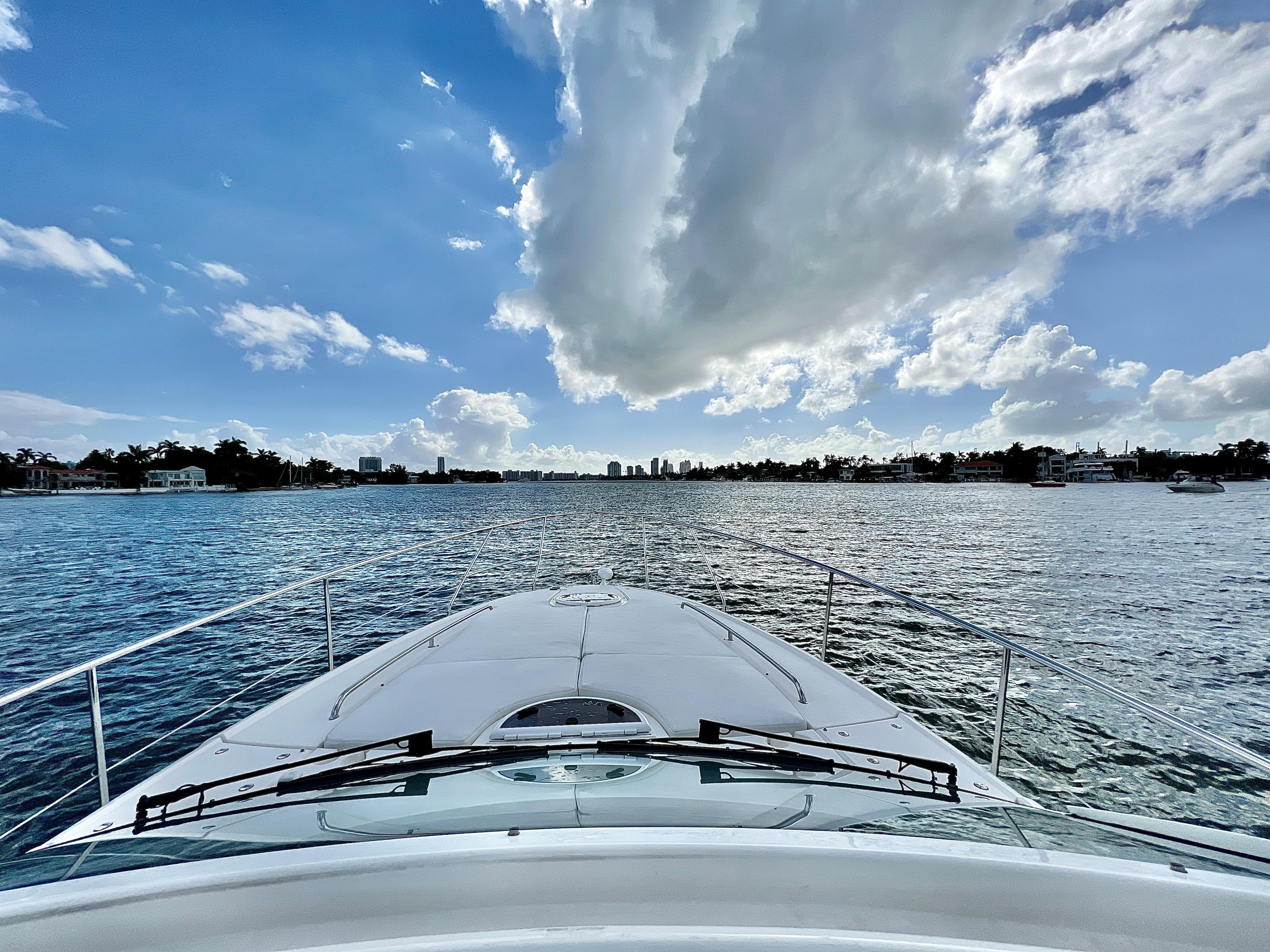 Fairline 38 NAOMI - Bow