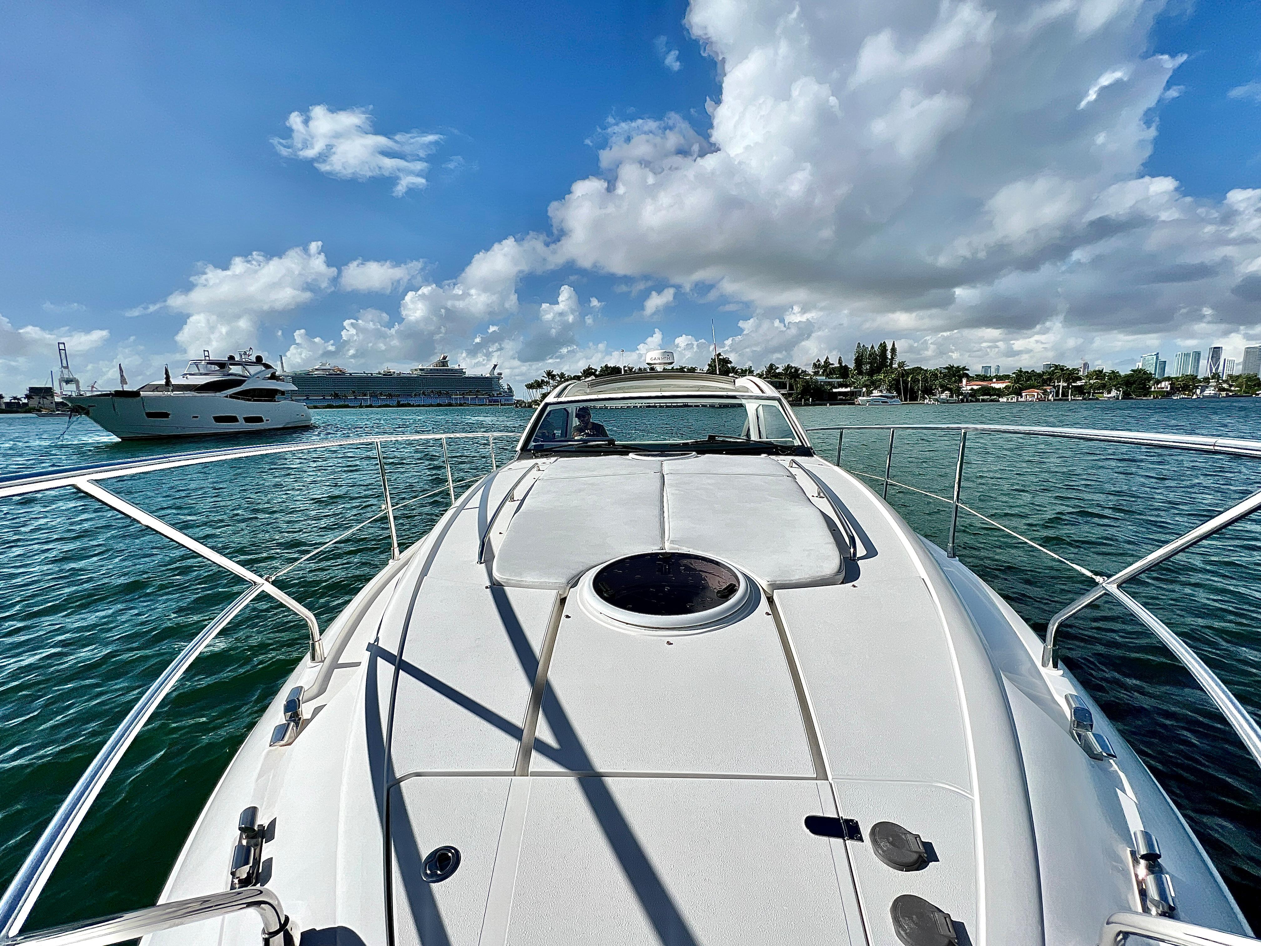 Fairline 38 NAOMI - Bow