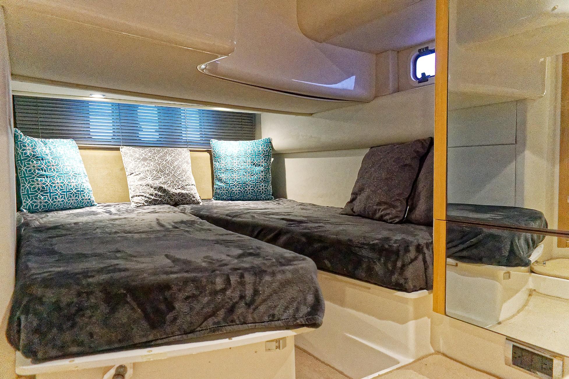 Fairline 38 NAOMI - Stateroom