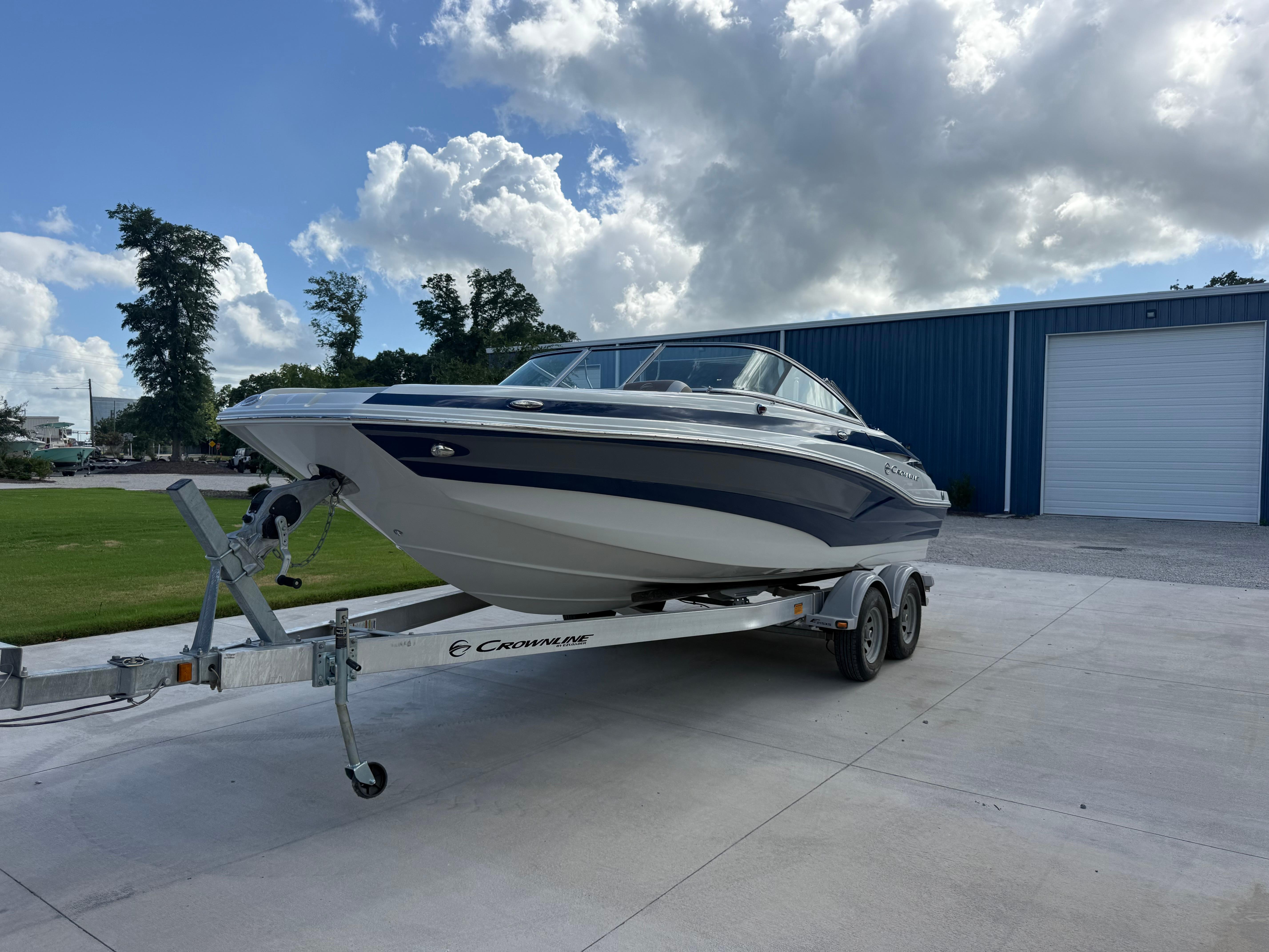 2022 Crownline Eclipse E215 XS