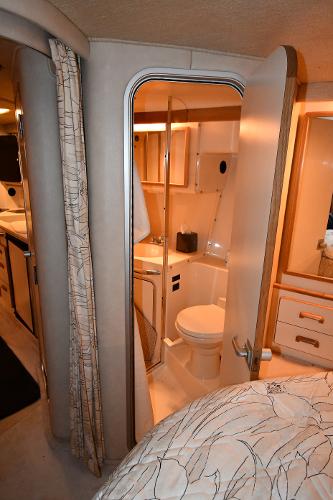 37' Sea Ray, Listing Number 100860572, - Photo No. 27