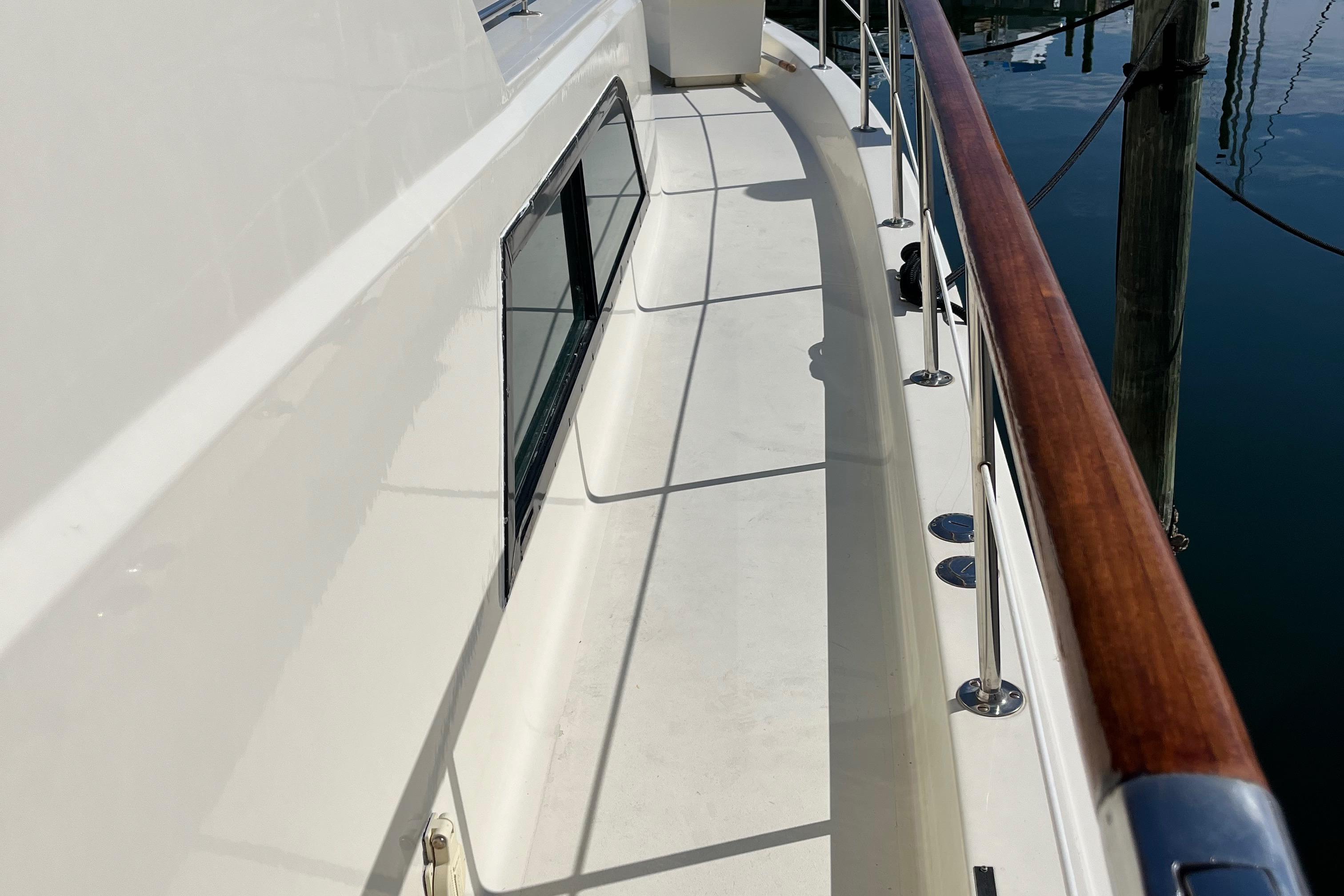 Stbd side- midship