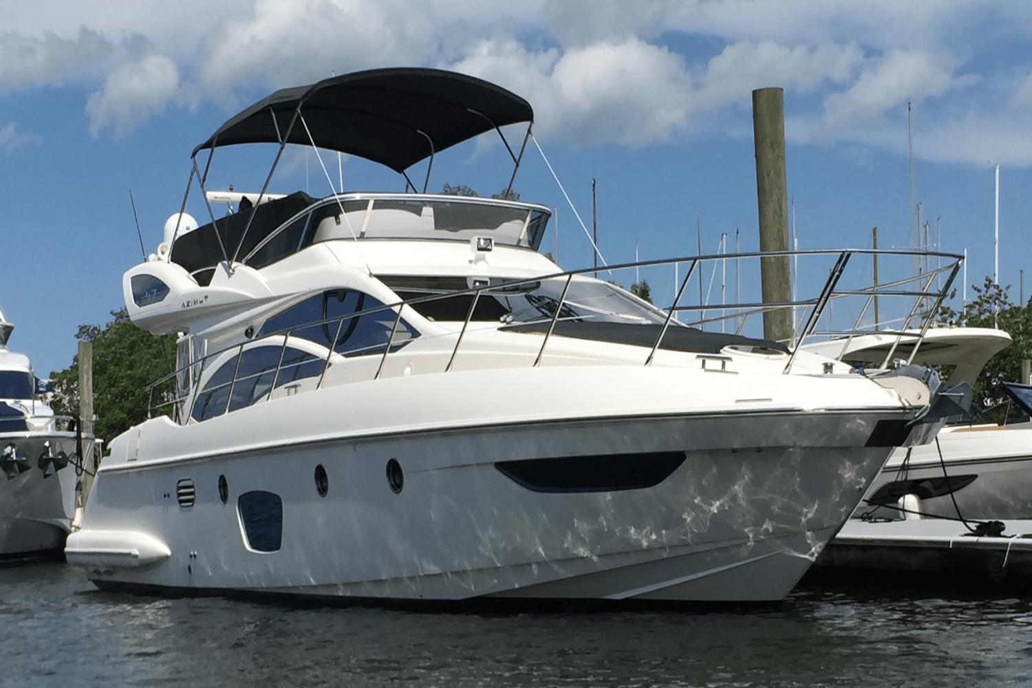 2011 AZIMUT 47 FLYBRIDGE