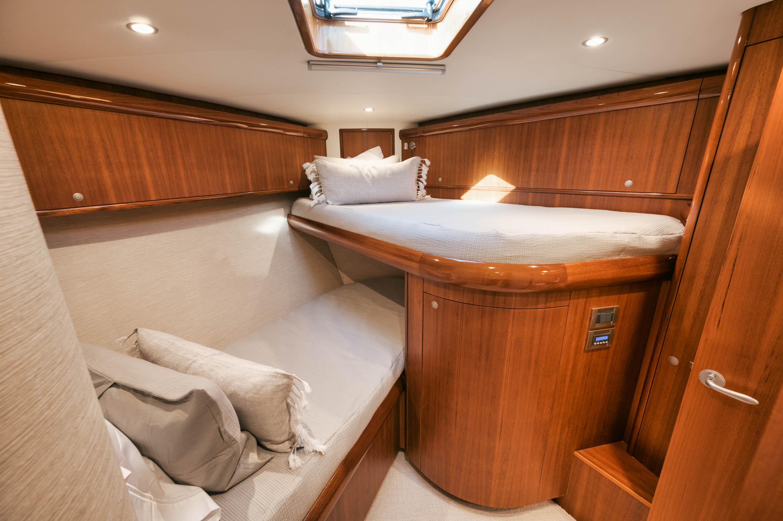 Sculley 60 - Why Wouldn't We - Forward VIP Stateroom