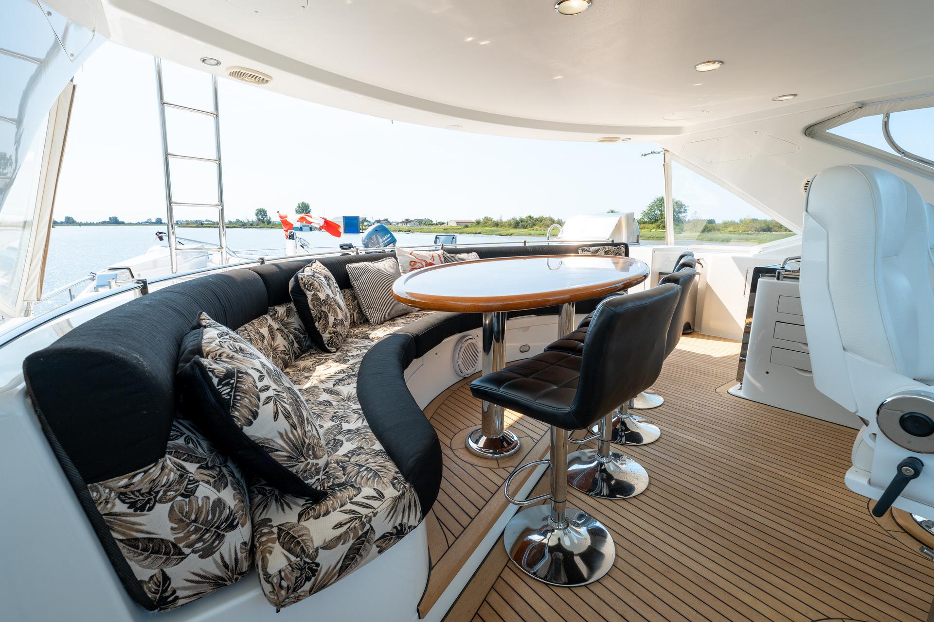 2007-ocean-alexander-80-cockpit-motoryacht-power-9727711-20250325115745150-1_XLARGE