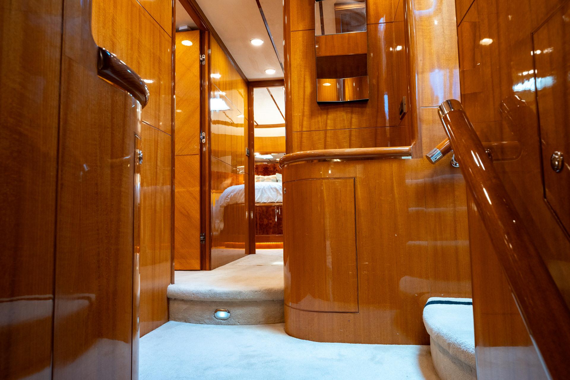 2007-ocean-alexander-80-cockpit-motoryacht-power-9727711-20250325115815346-1_XLARGE