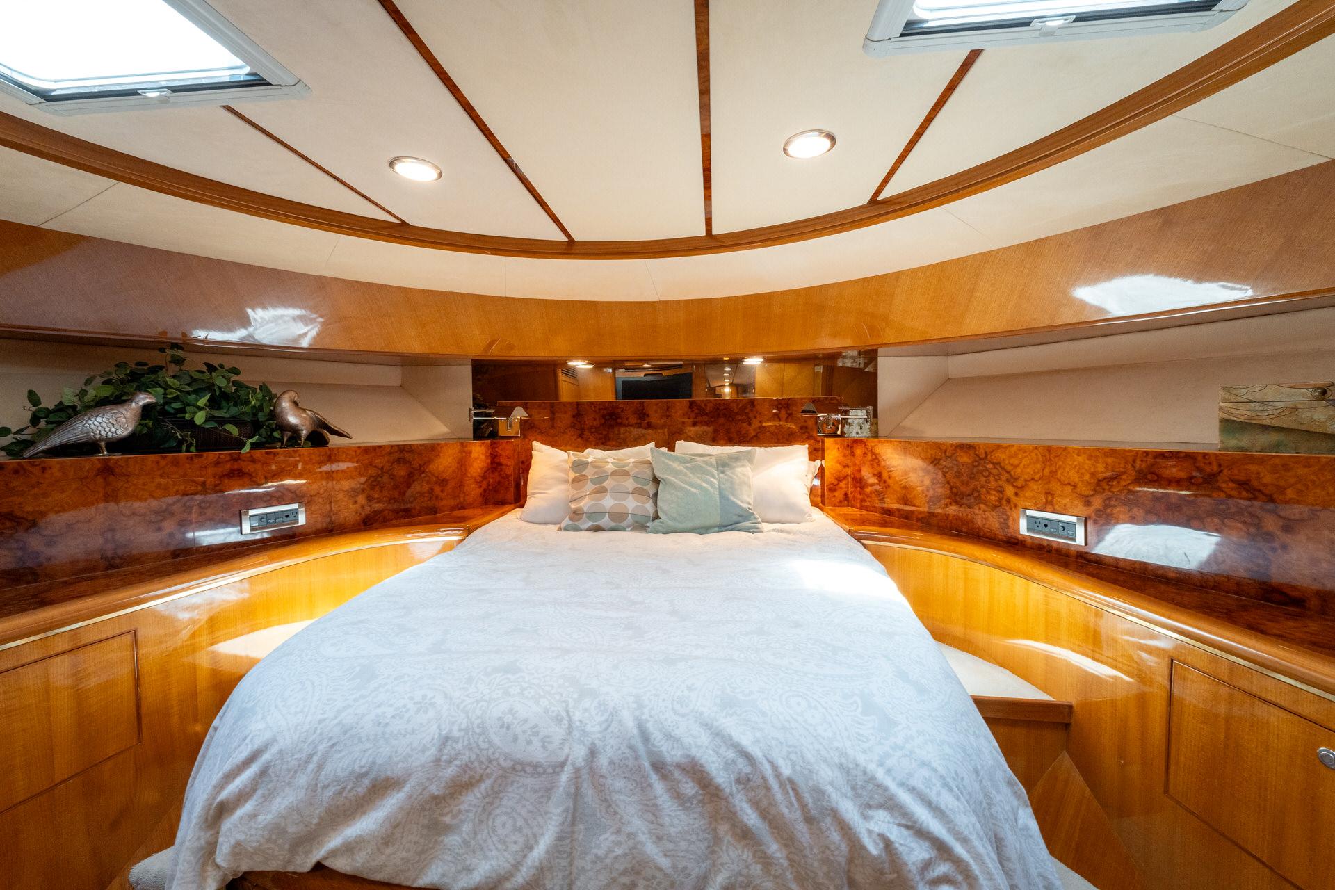 2007-ocean-alexander-80-cockpit-motoryacht-power-9727711-20250325115826382-1_XLARGE