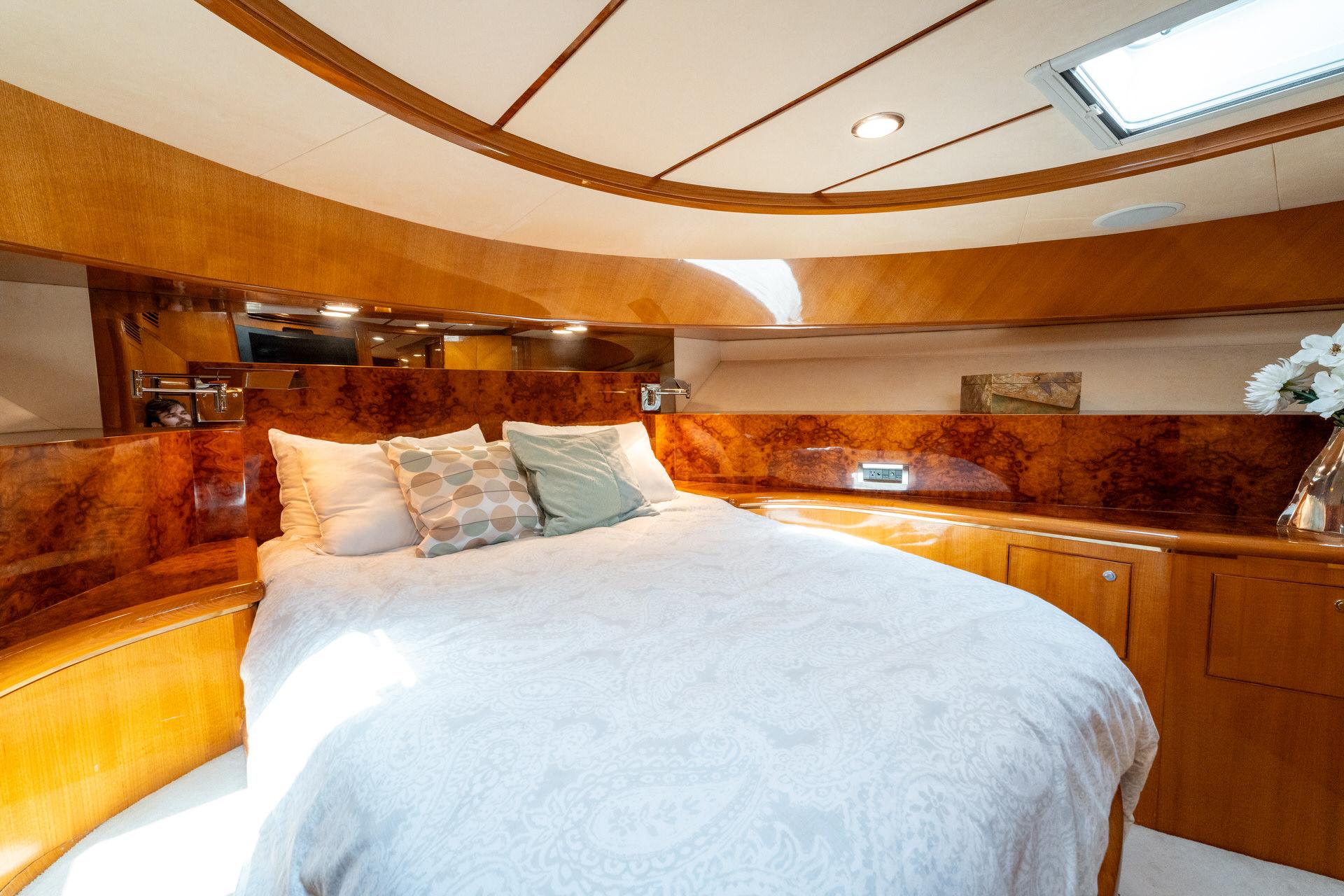 2007-ocean-alexander-80-cockpit-motoryacht-power-9727711-20250325115828408-1_XLARGE