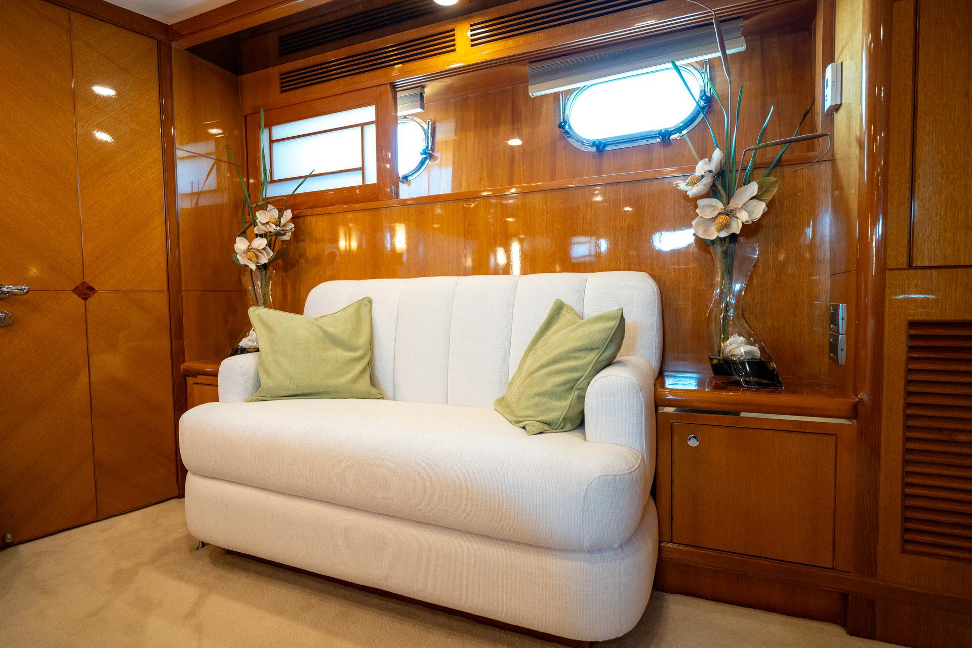 2007-ocean-alexander-80-cockpit-motoryacht-power-9727711-20250325115841515-1_XLARGE