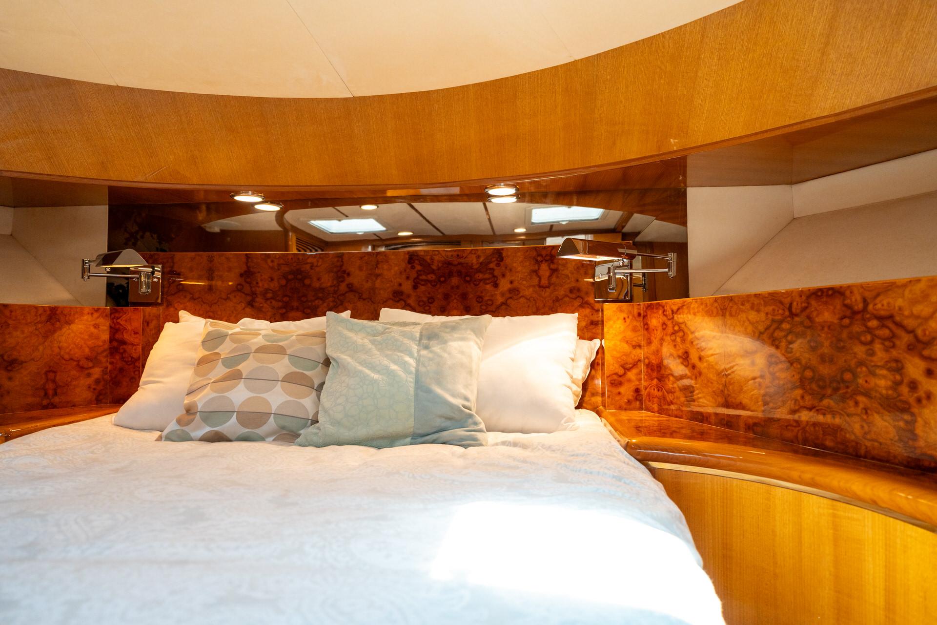2007-ocean-alexander-80-cockpit-motoryacht-power-9727711-20250325115850536-1_XLARGE