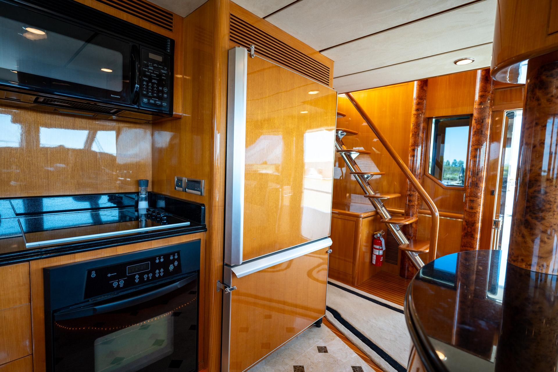 2007-ocean-alexander-80-cockpit-motoryacht-power-9727711-20250325115900599-1_XLARGE
