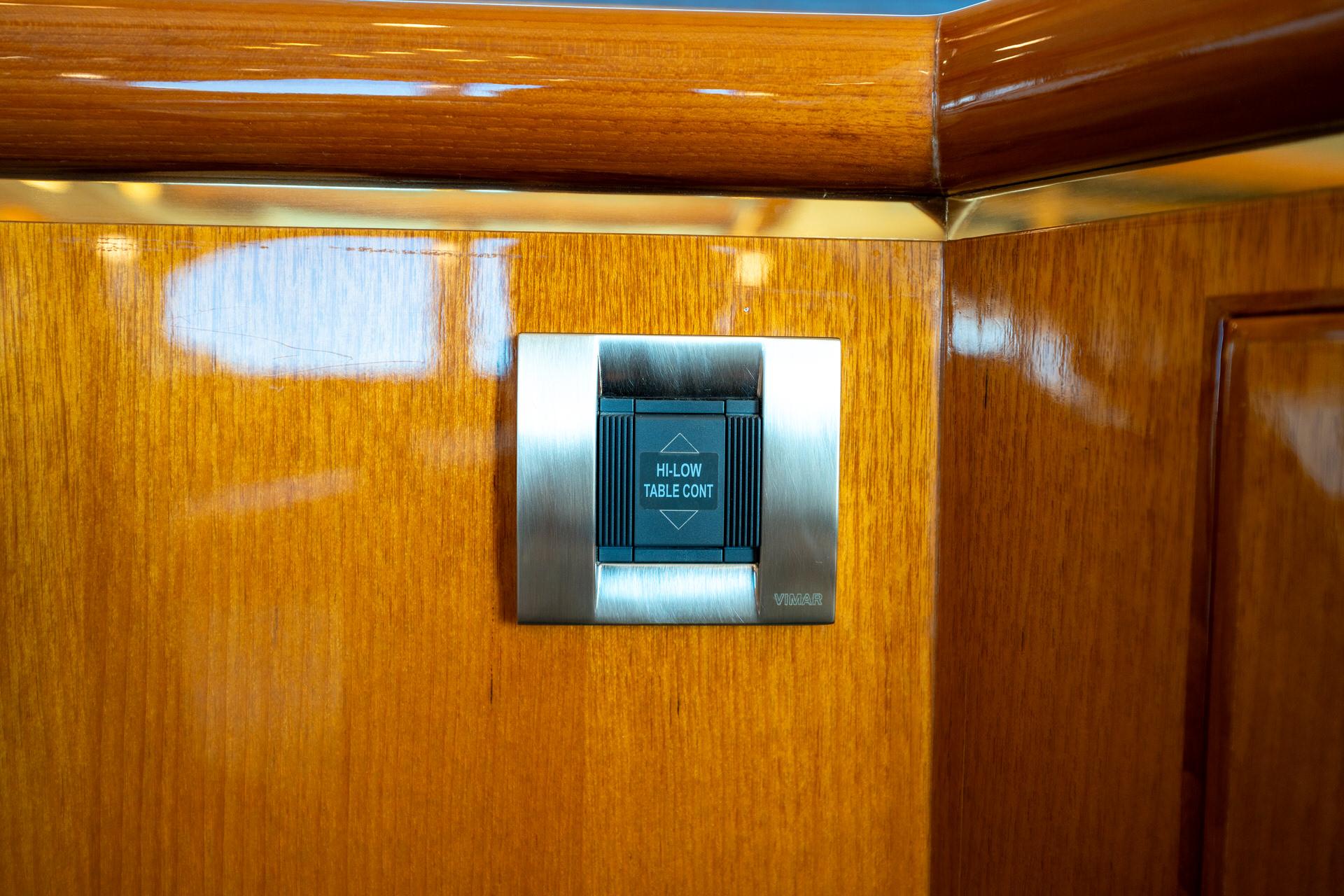 2007-ocean-alexander-80-cockpit-motoryacht-power-9727711-20250325115908601-1_XLARGE