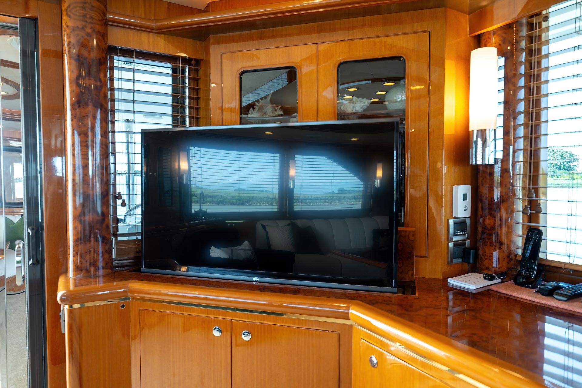 2007-ocean-alexander-80-cockpit-motoryacht-power-9727711-20250325115910625-1_XLARGE