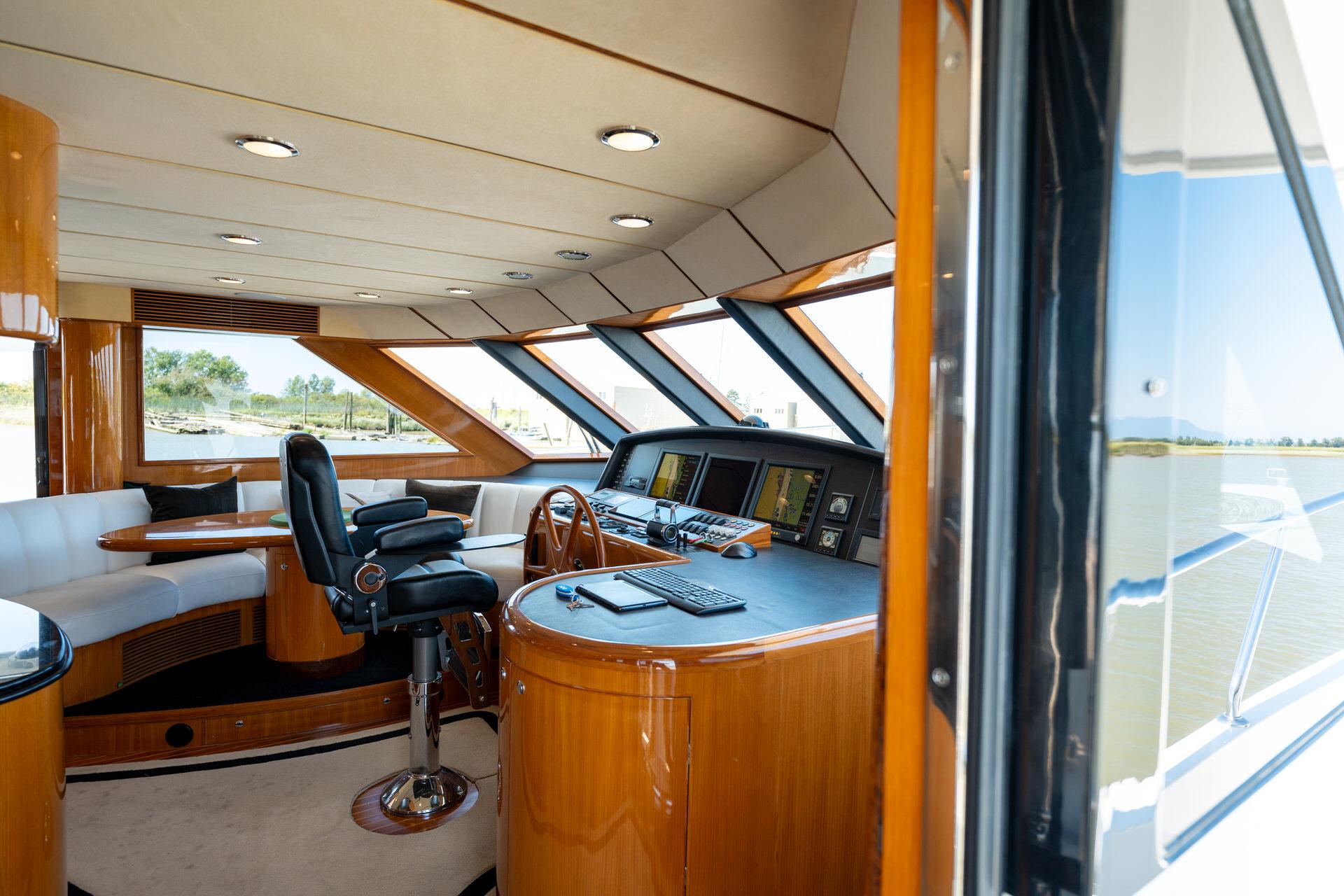 2007-ocean-alexander-80-cockpit-motoryacht-power-9727711-20250325115922600-1_XLARGE