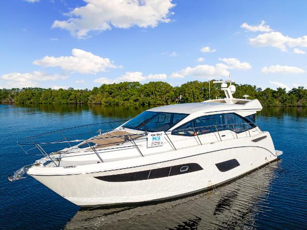 2017 Sea Ray Sundancer 460