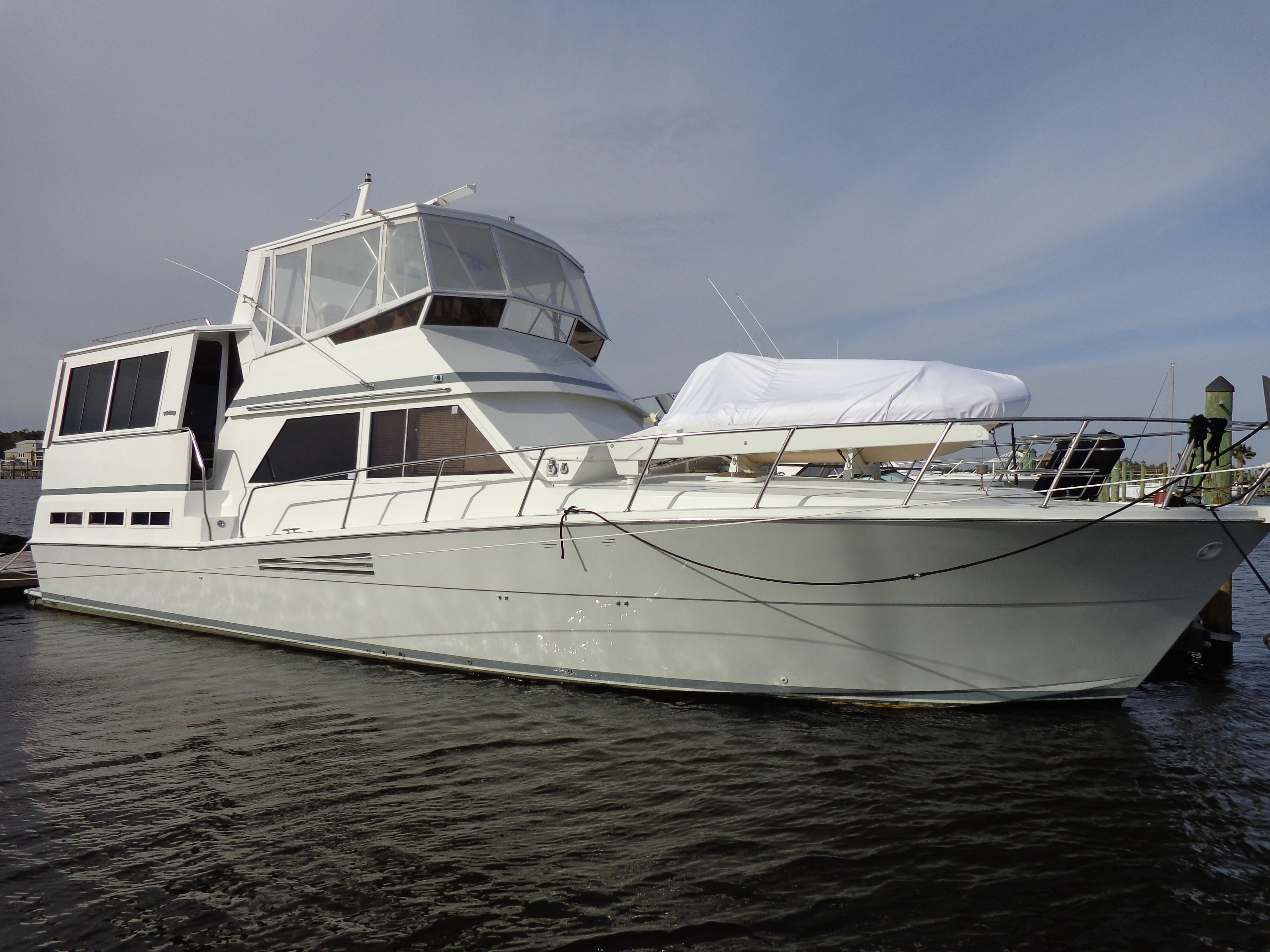 Viking 48 Motor Yacht - Photo: #1