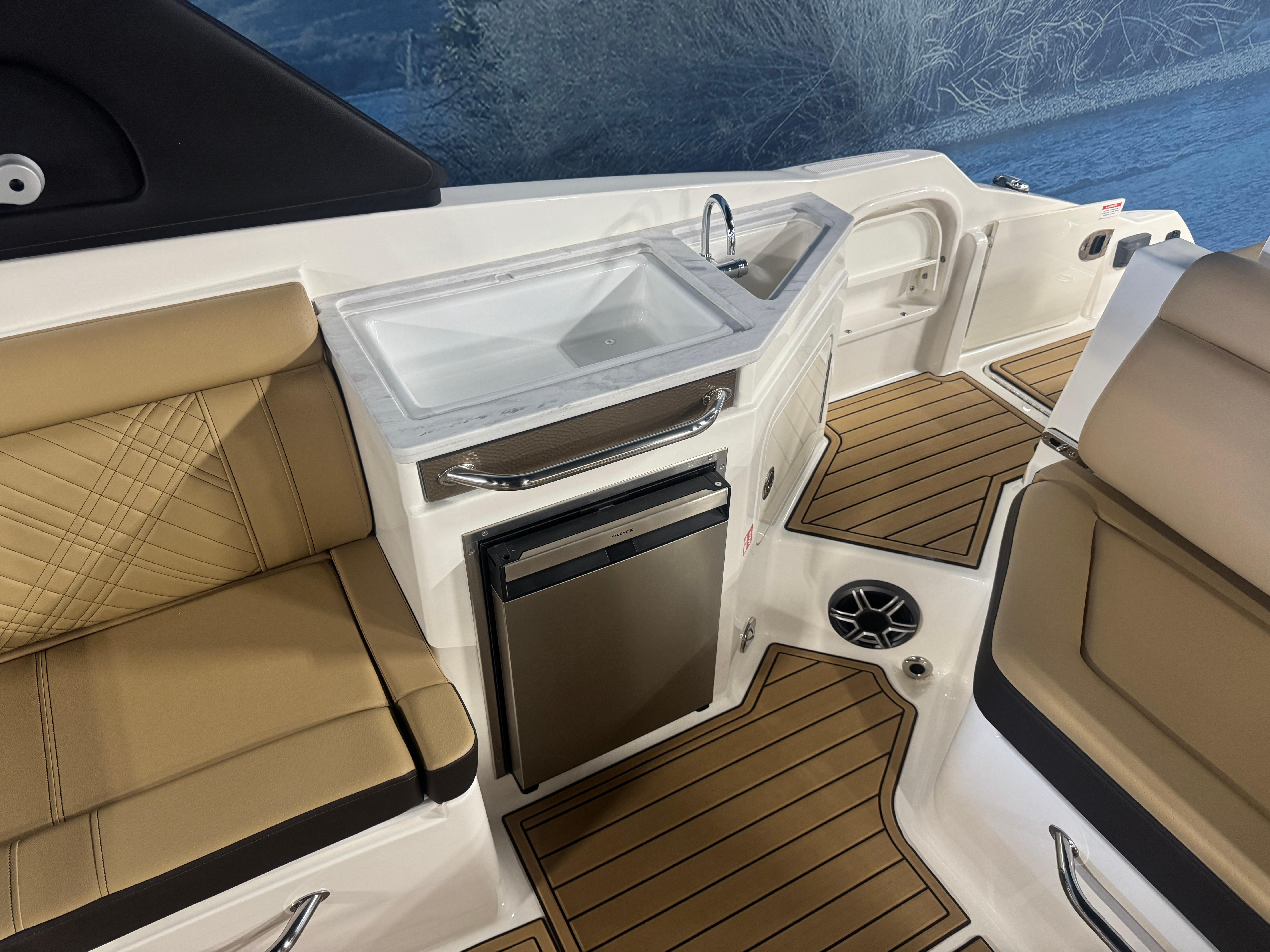 2026 Sea Ray SDX 290 #S1110F inventory image at Sun Country Marine Group, Newport Beach