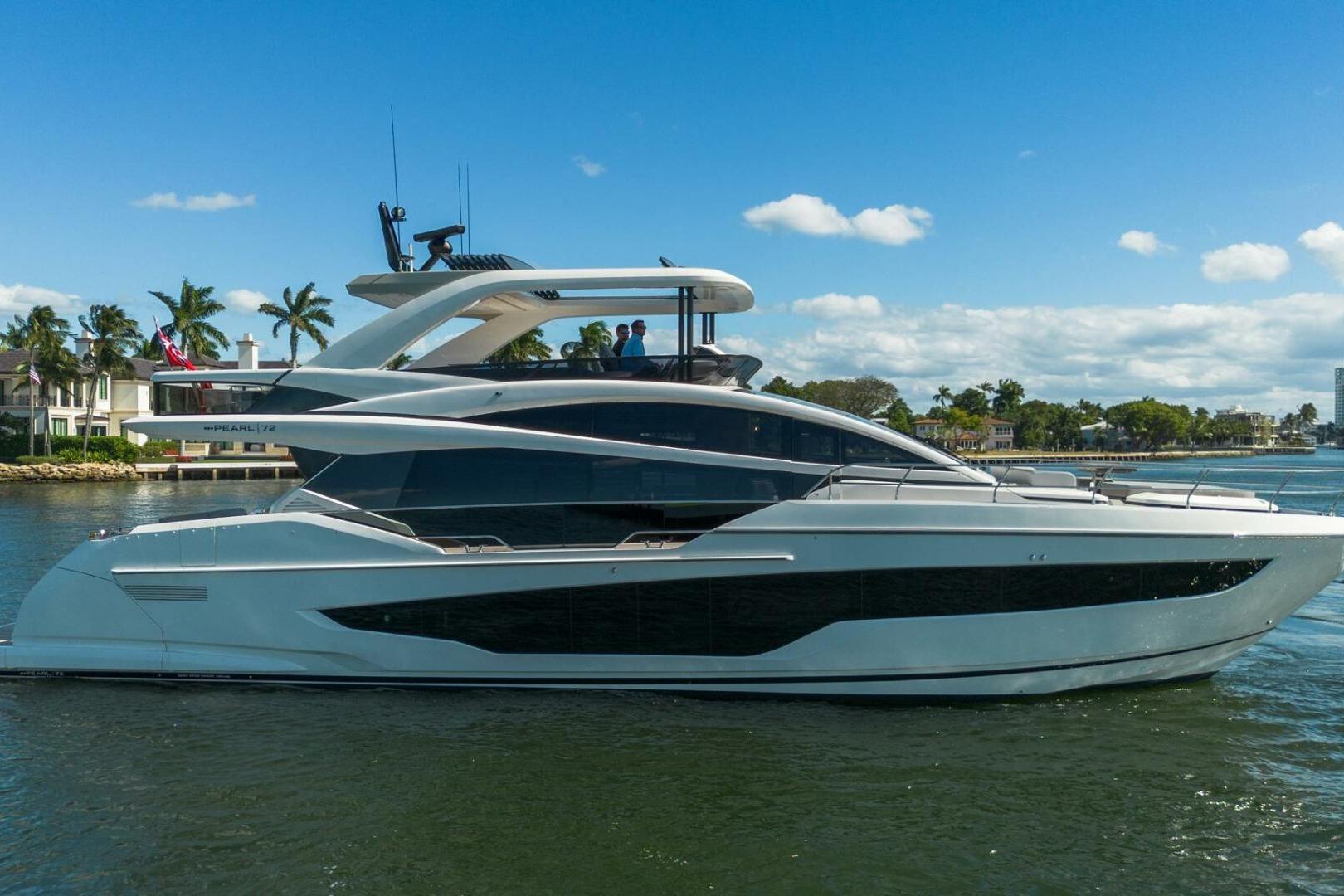 Pearl 72 Indulgence