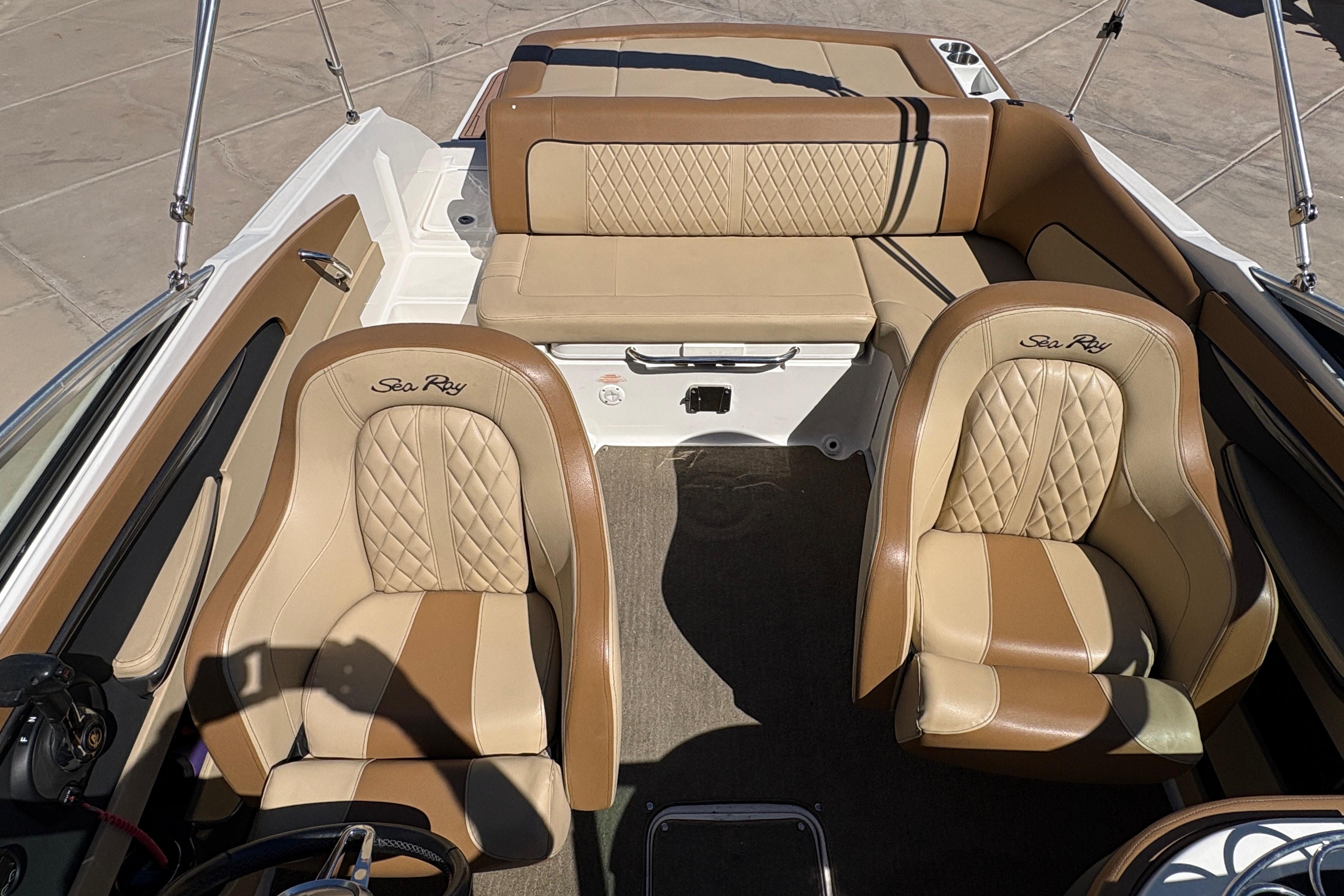 2015 Sea Ray 220 Sundeck #TBJC1564 inventory image at Sun Country Marine Group, Lake Havasu City, AZ