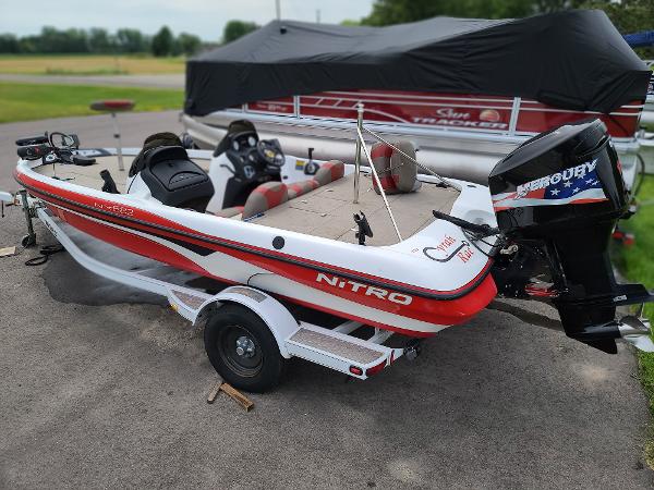 2006 Nitro boat for sale, model of the boat is NX 882 SC & Image # 3 of 16
