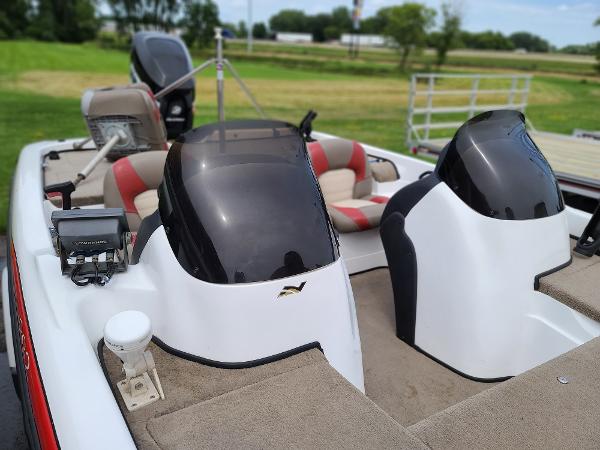 2006 Nitro boat for sale, model of the boat is NX 882 SC & Image # 9 of 16