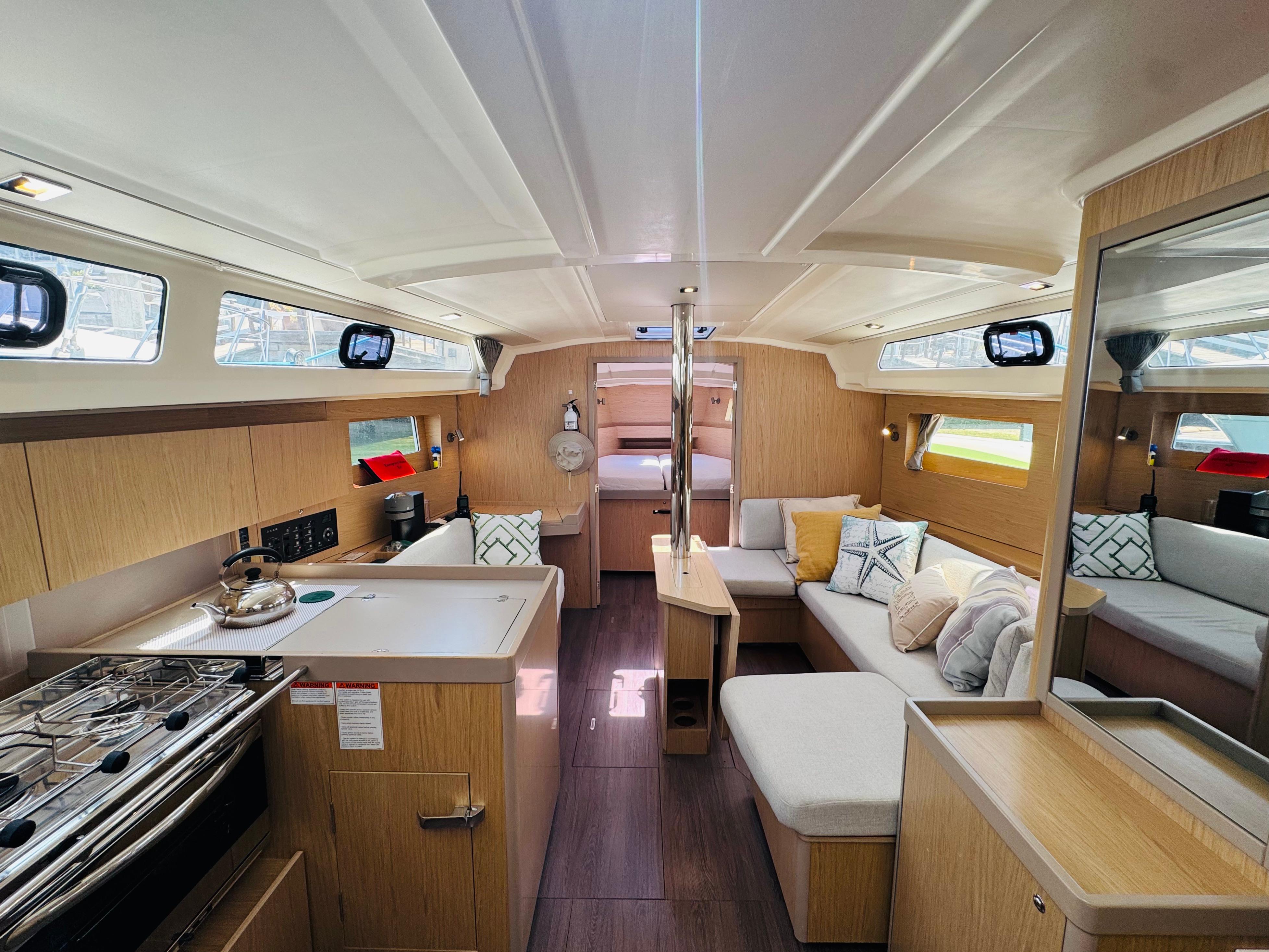 Yacht Photos Pics