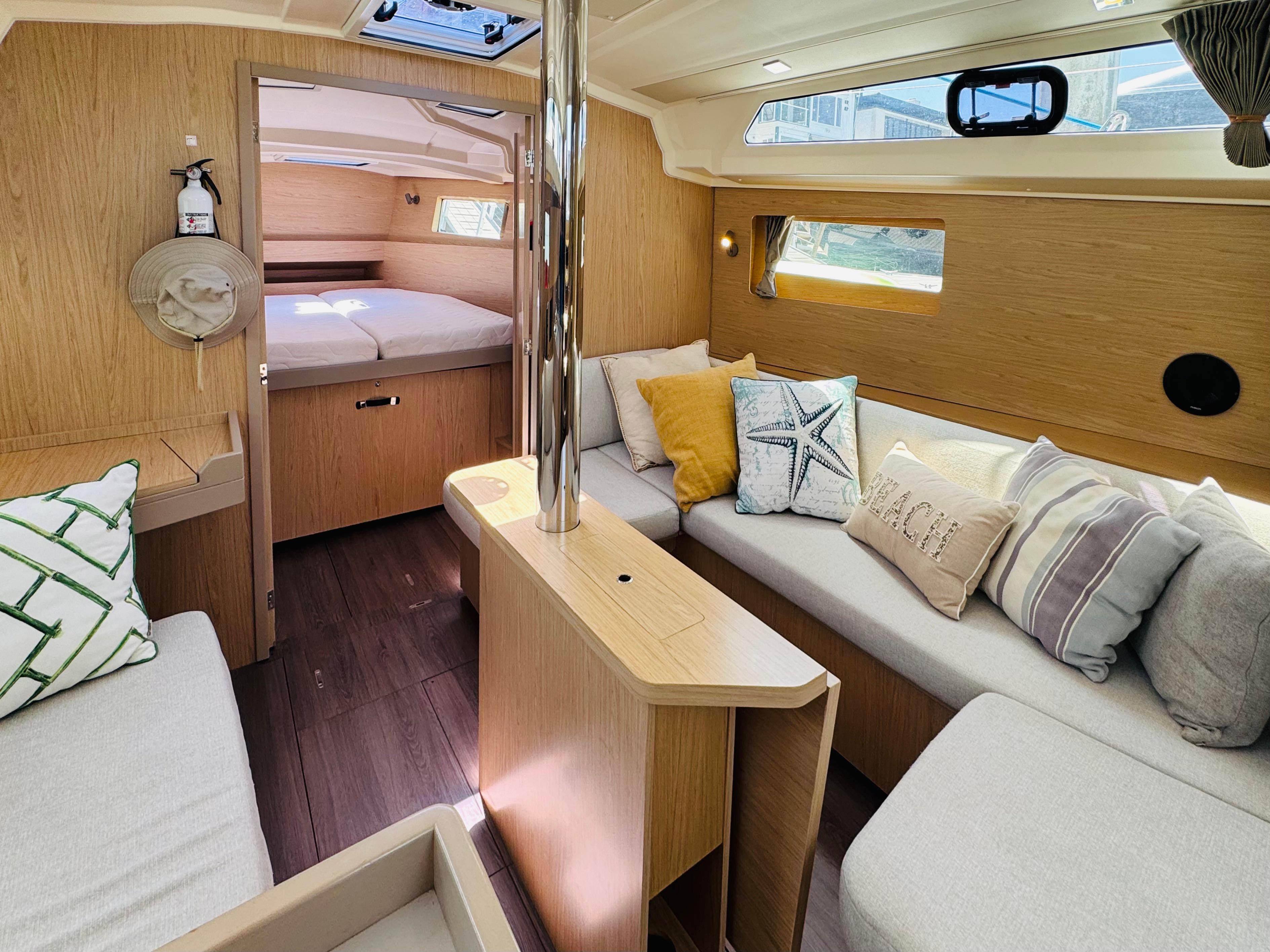 Yacht Photos Pics