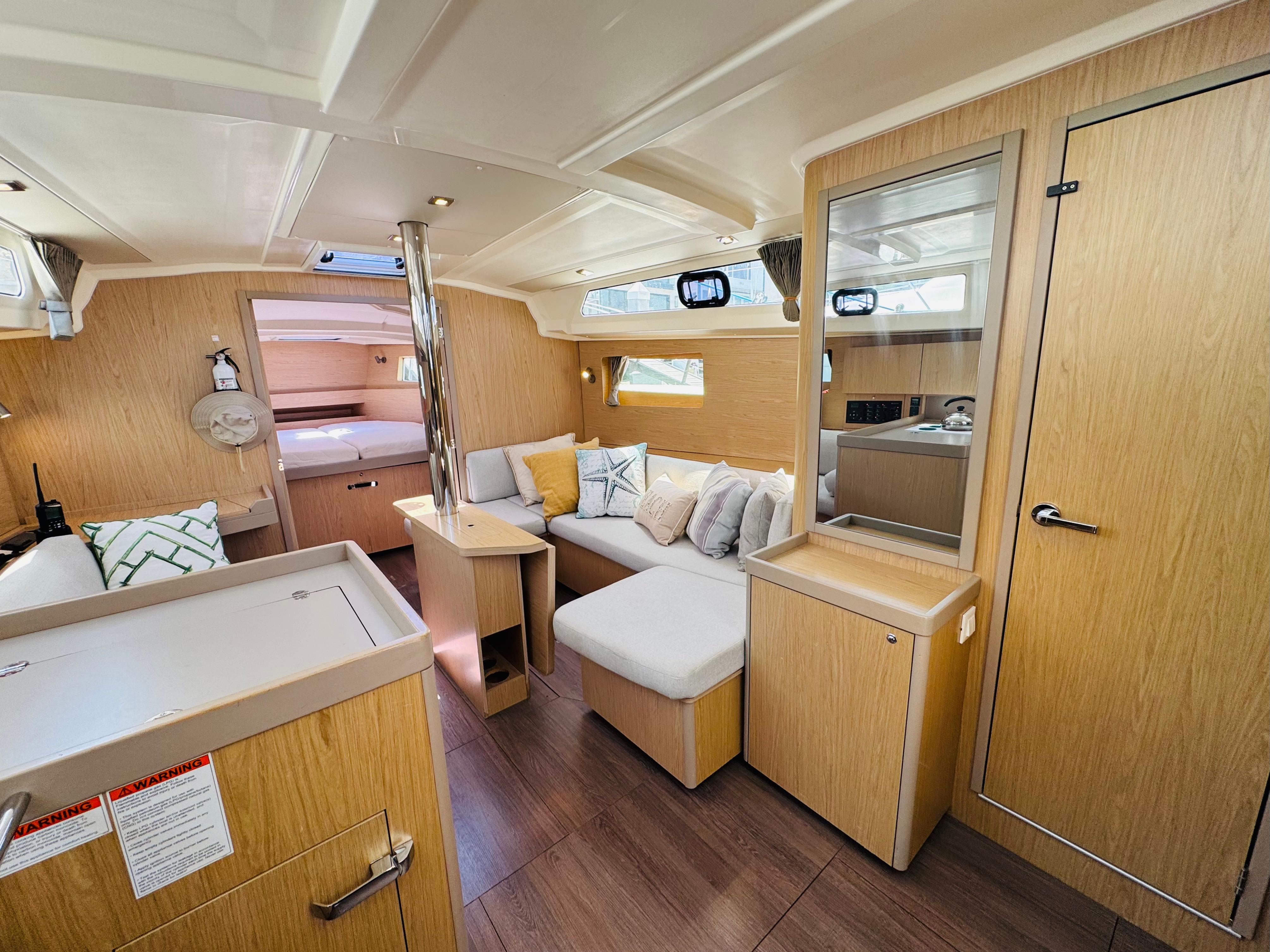 Yacht Photos Pics