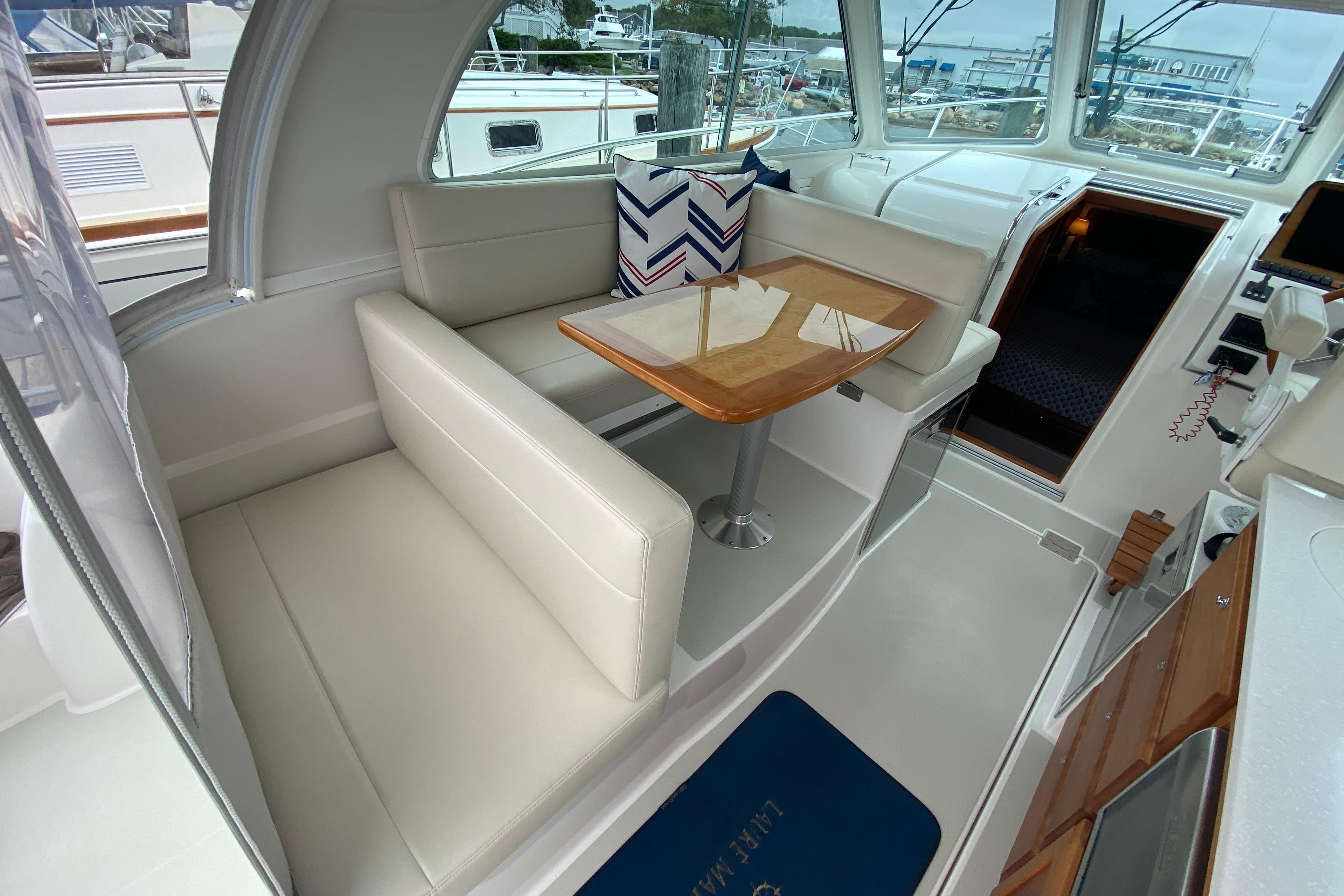 2020 Back Cove 34O-12