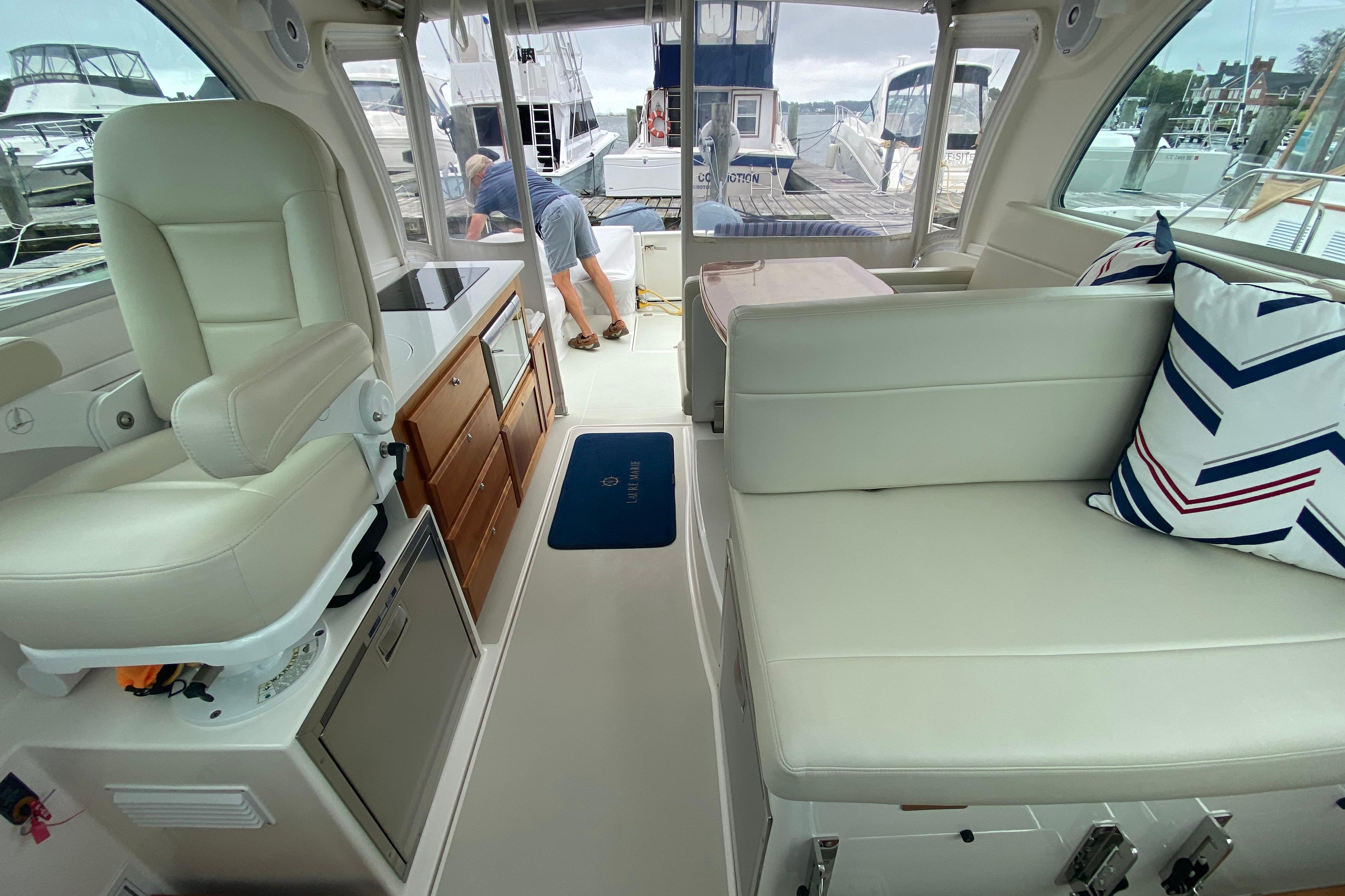 2020 Back Cove 34O-13