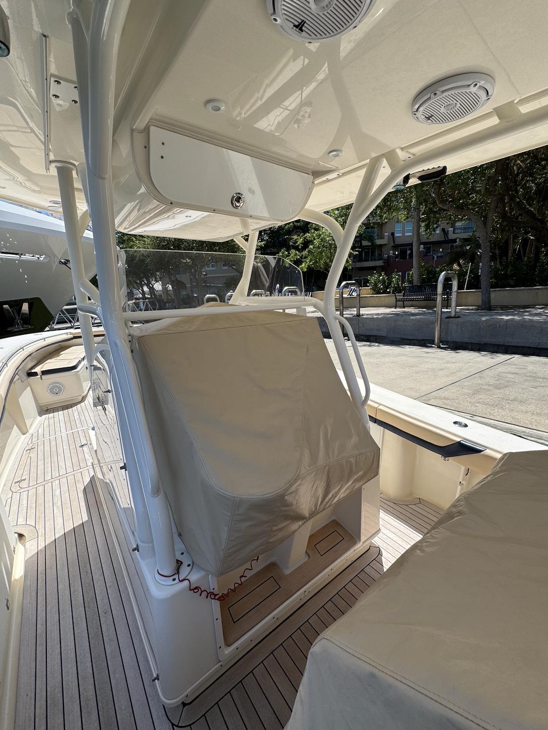 2016-yellowfin-36-power-9777741-977596713-0-300420251501-31