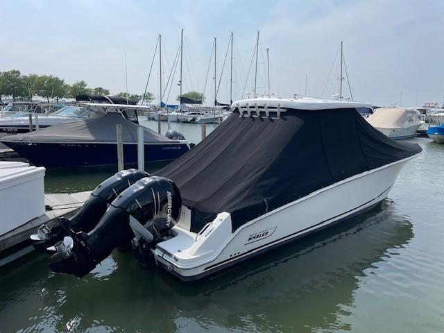2016-boston-whaler-330-outrage-power-9837745-20250613052804812-1_XLARGE