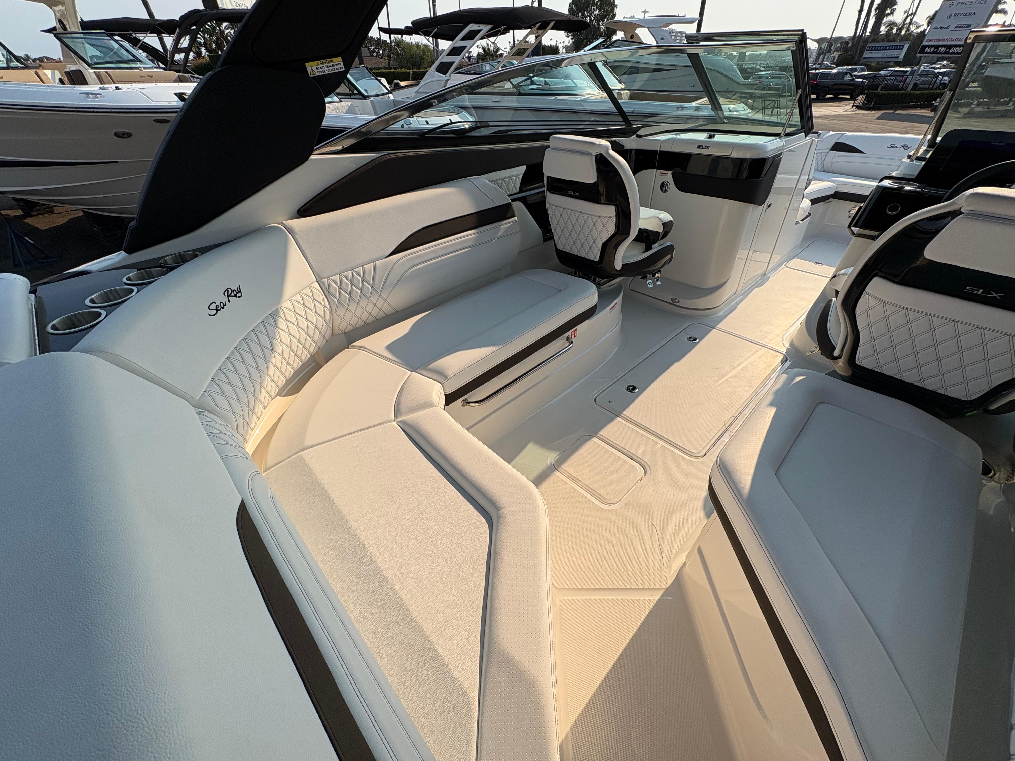 2026 Sea Ray SLX 260 #S1157F inventory image at Sun Country Marine Group, Newport Beach 2026 Sea Ray SLX 260 #S1157F inventory image at Sun Country Marine Group, Newport Beach