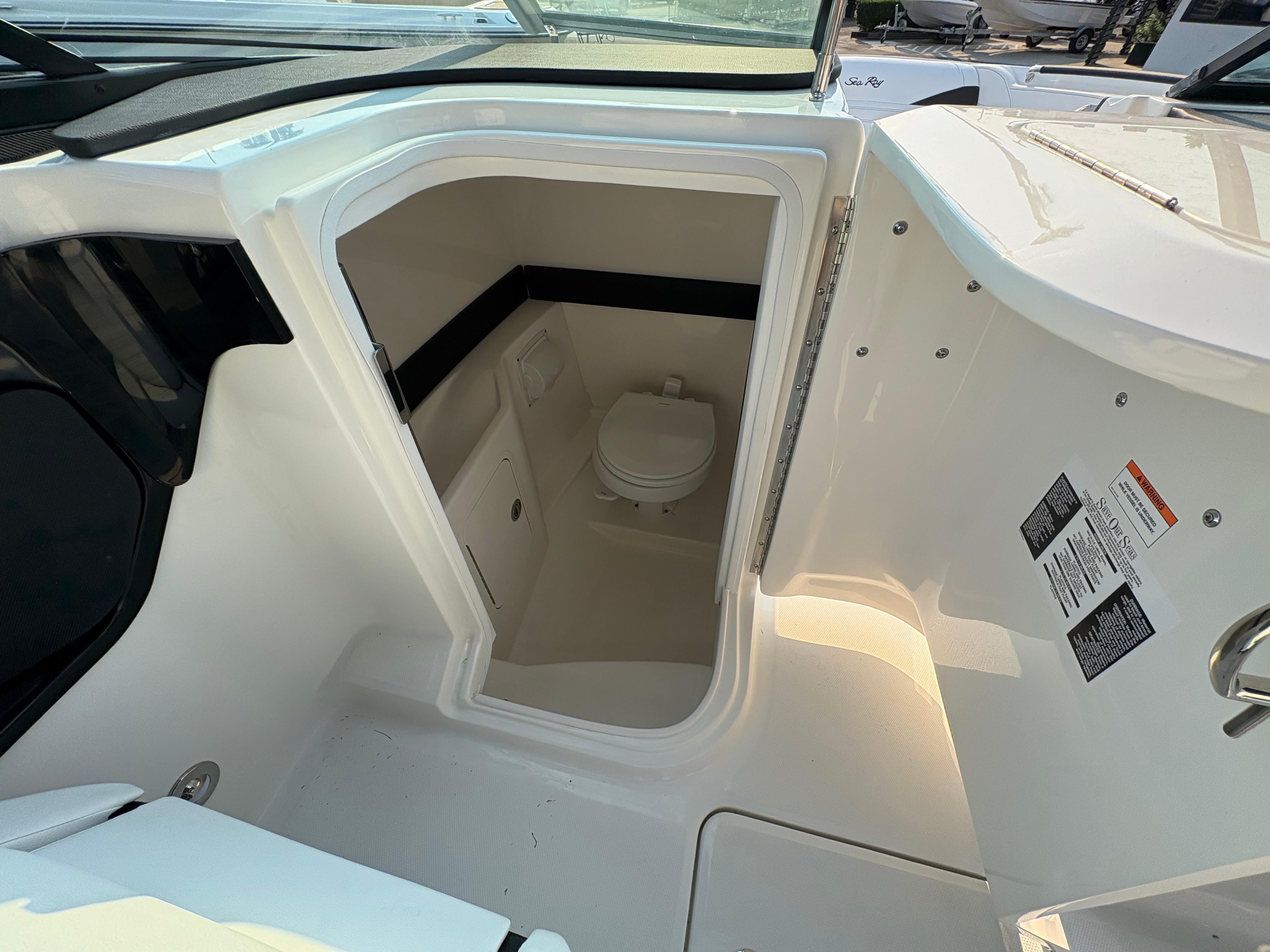 2026 Sea Ray SLX 260 #S1157F inventory image at Sun Country Marine Group, Newport Beach 2026 Sea Ray SLX 260 #S1157F inventory image at Sun Country Marine Group, Newport Beach